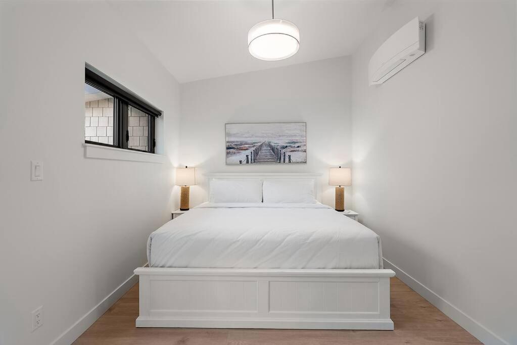 Two-Bedroom Apartment photo 2