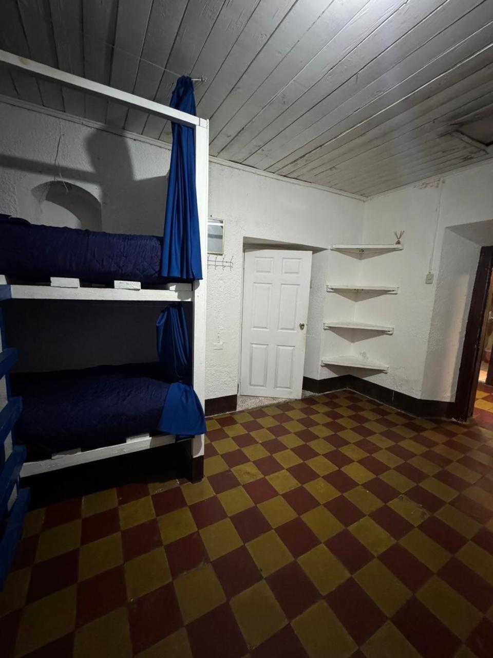 8-Bed Female Dormitory Room photo 1