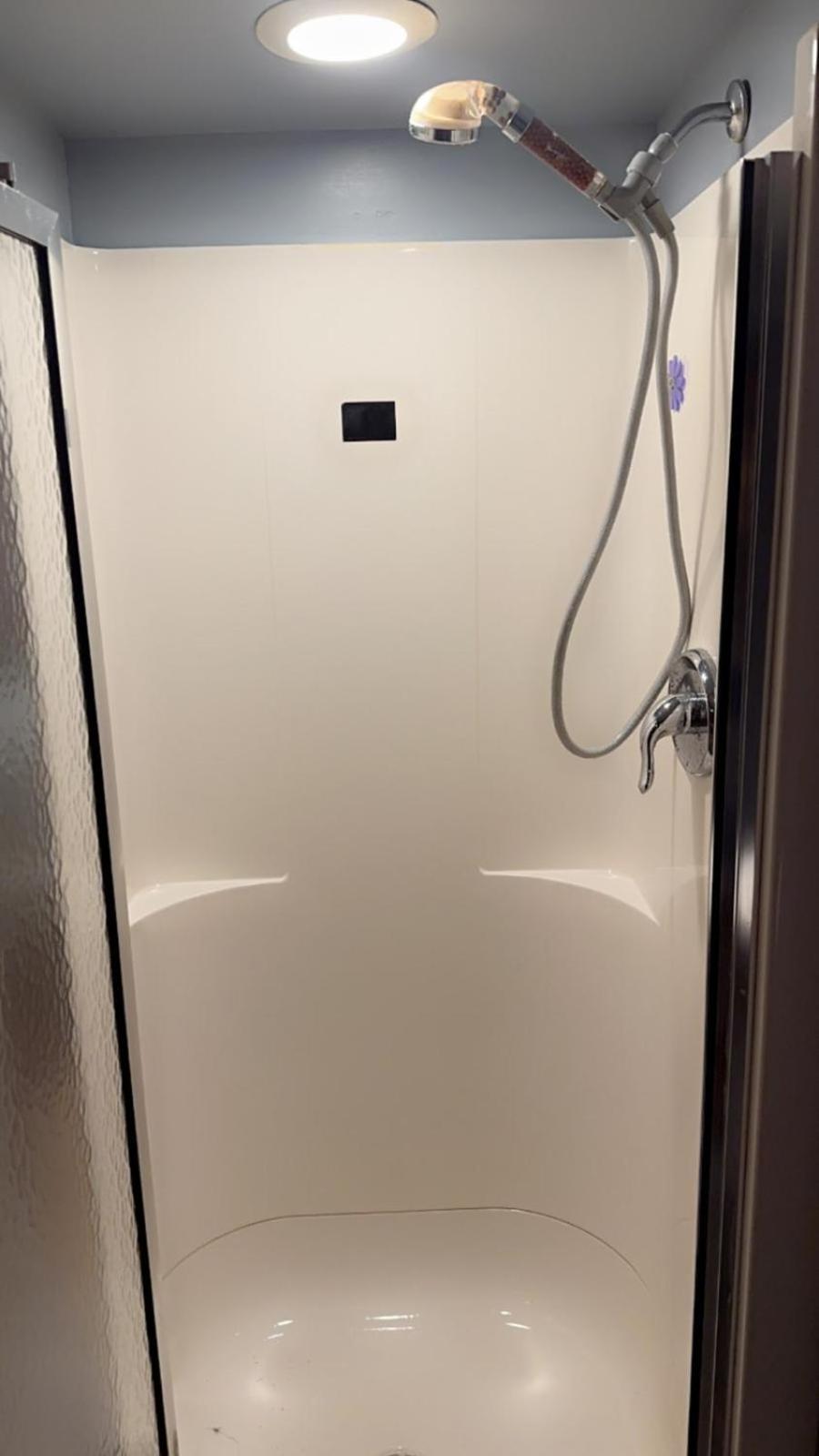 Double Room With Shared Bathroom photo 1