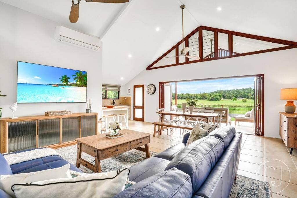 Three-Bedroom House photo 1