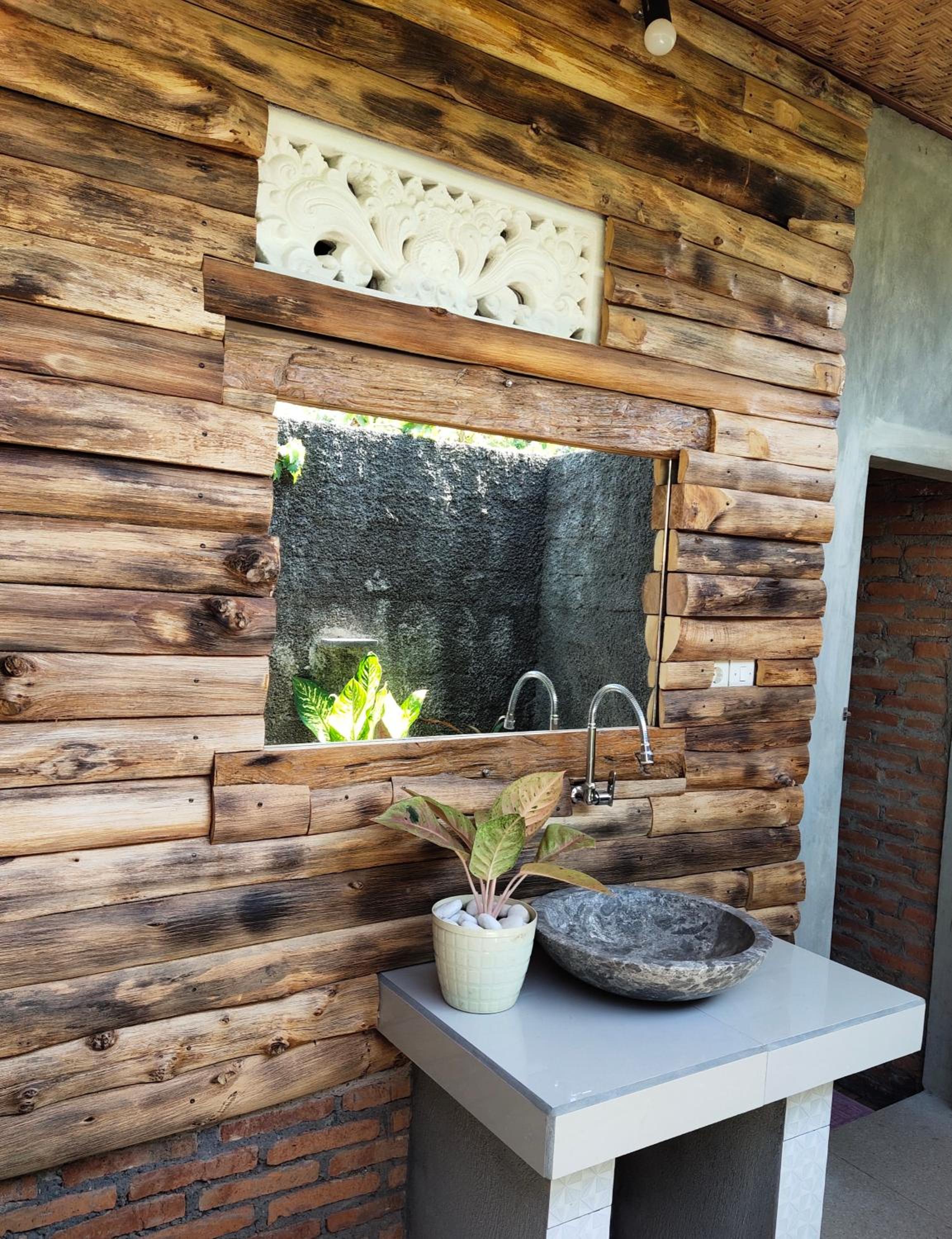 Double Room with Patio - Photo 8