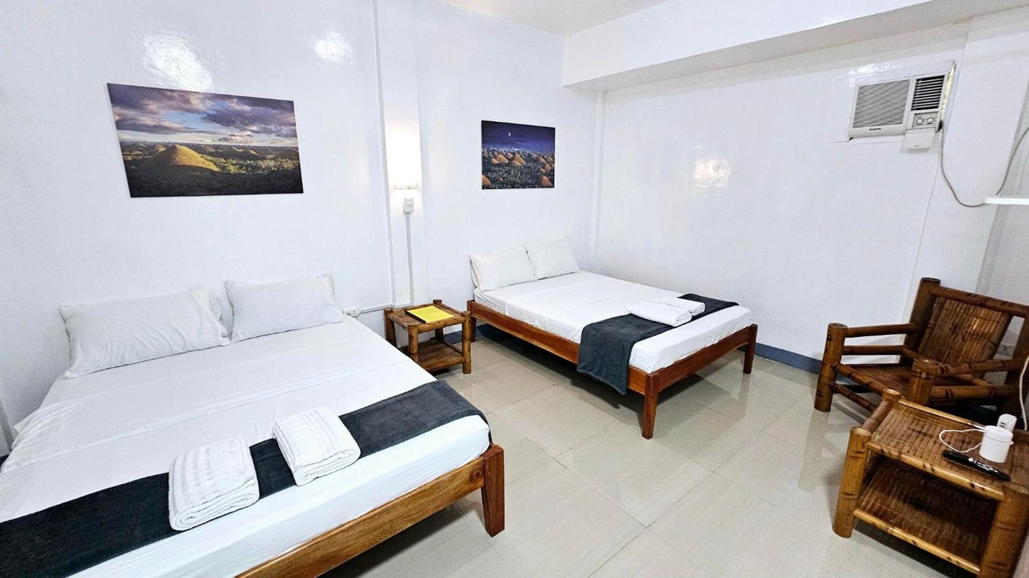 Quadruple Room photo 1
