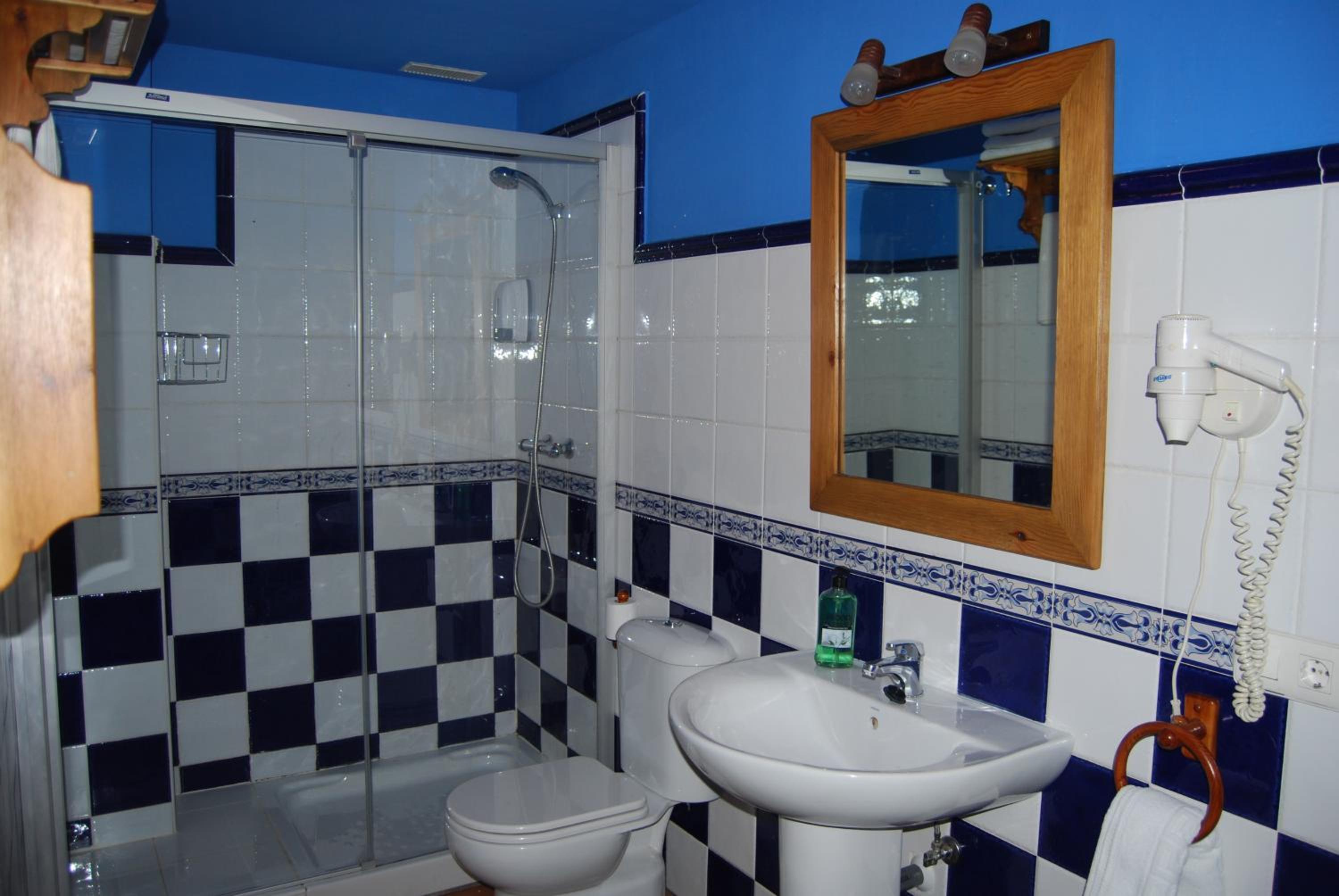 Two-Bedroom Apartment - Photo 7