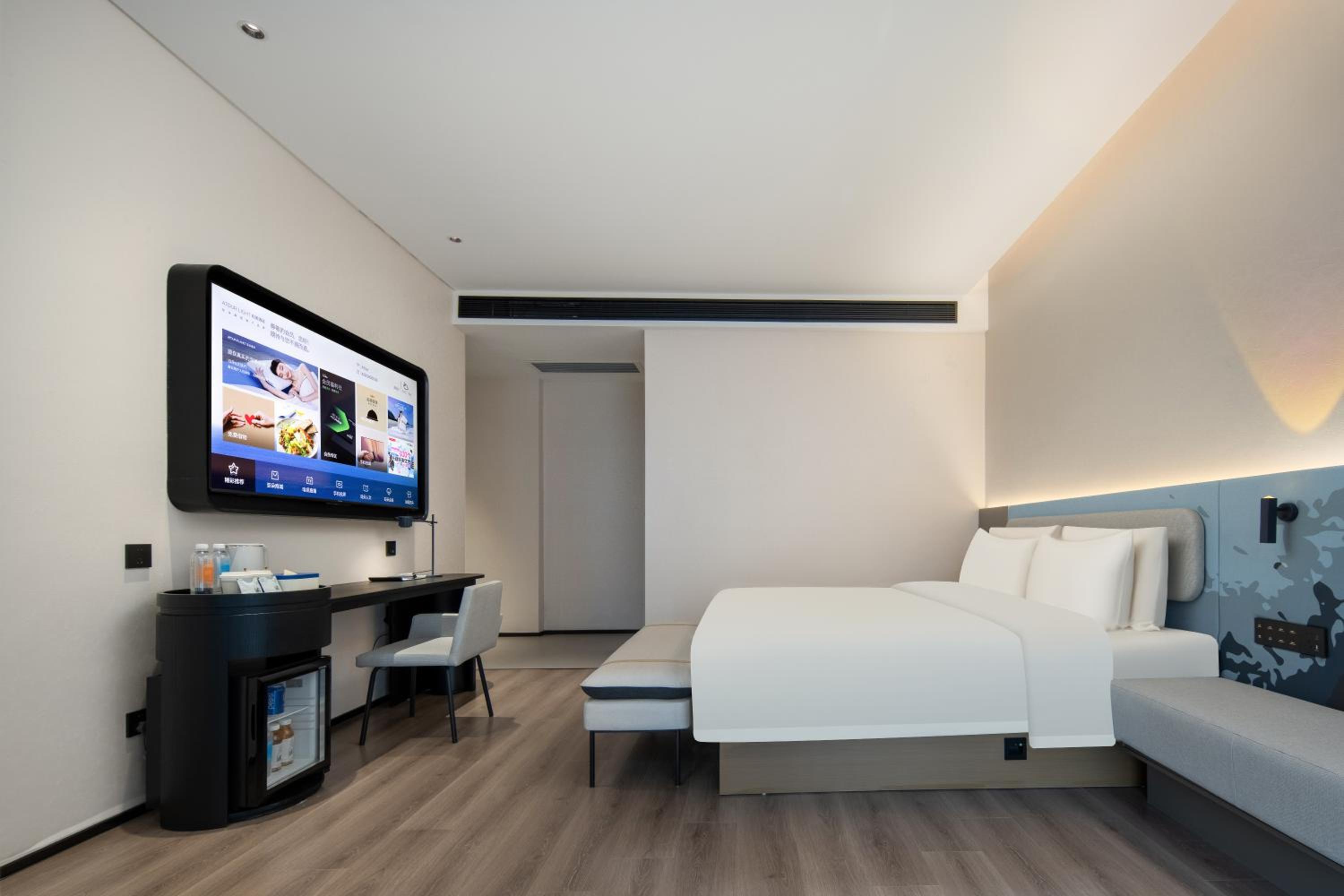 Superior Double Room with City View photo 3