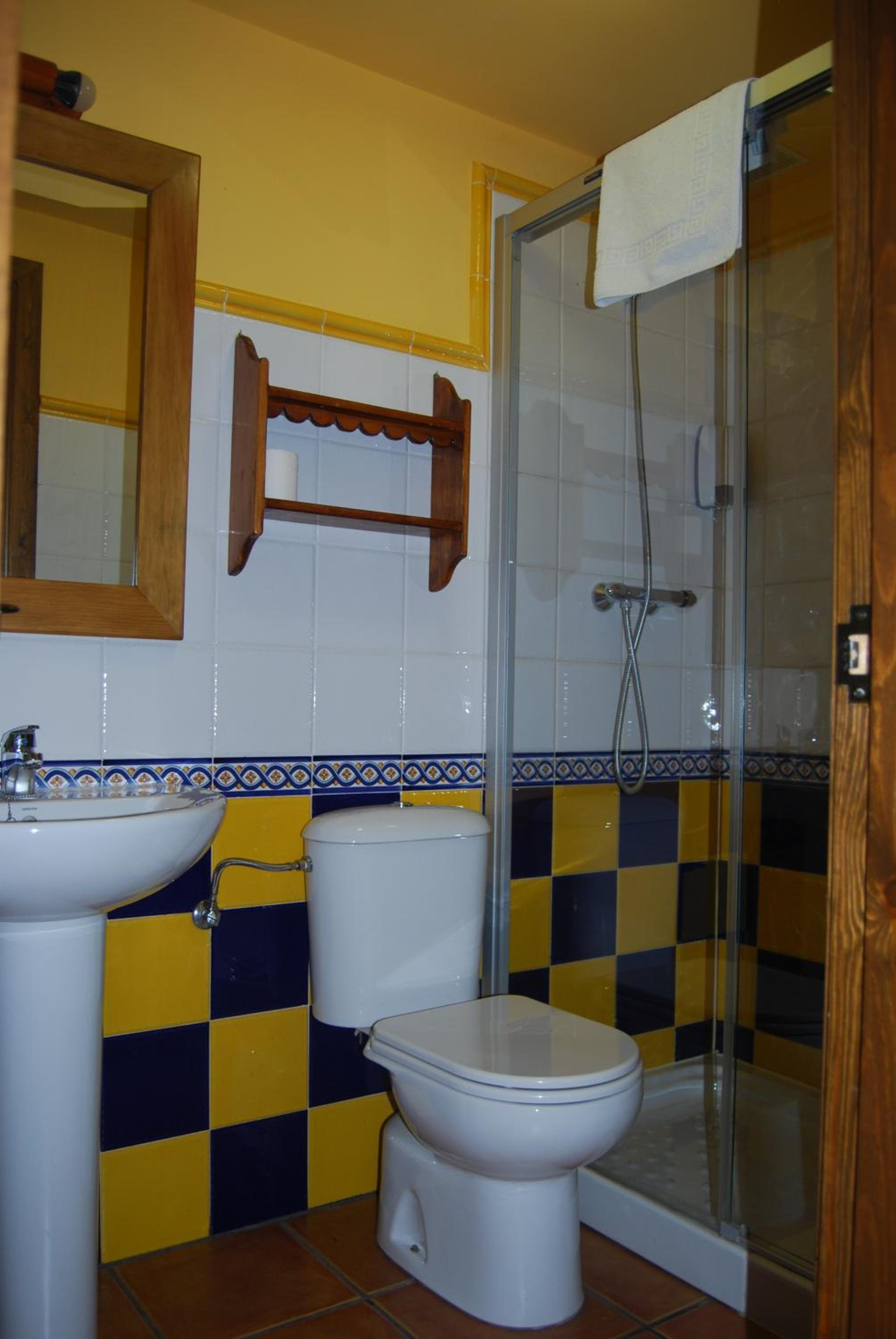 One-Bedroom Apartment - Photo 9