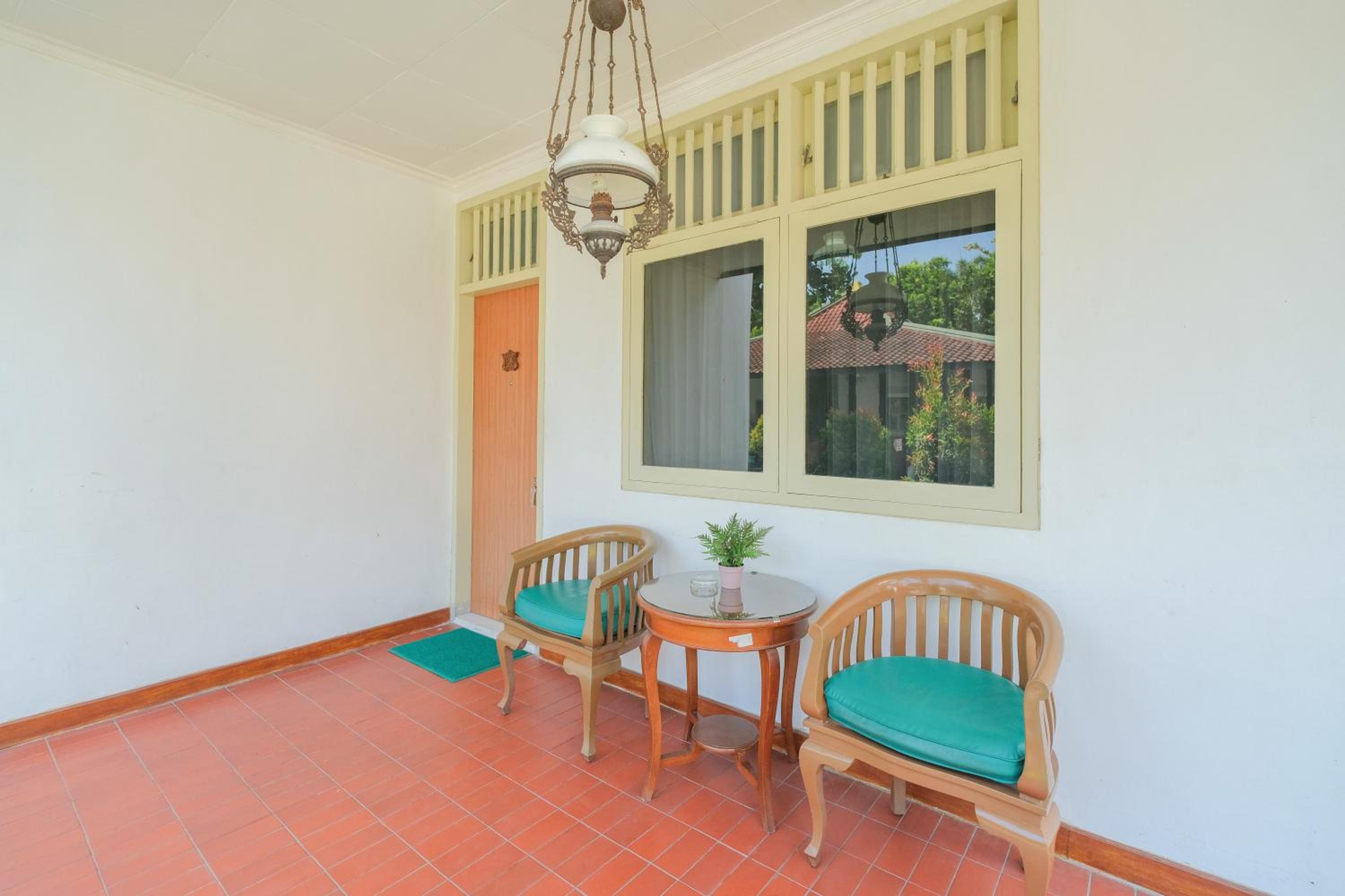 Suite - Photo 9
