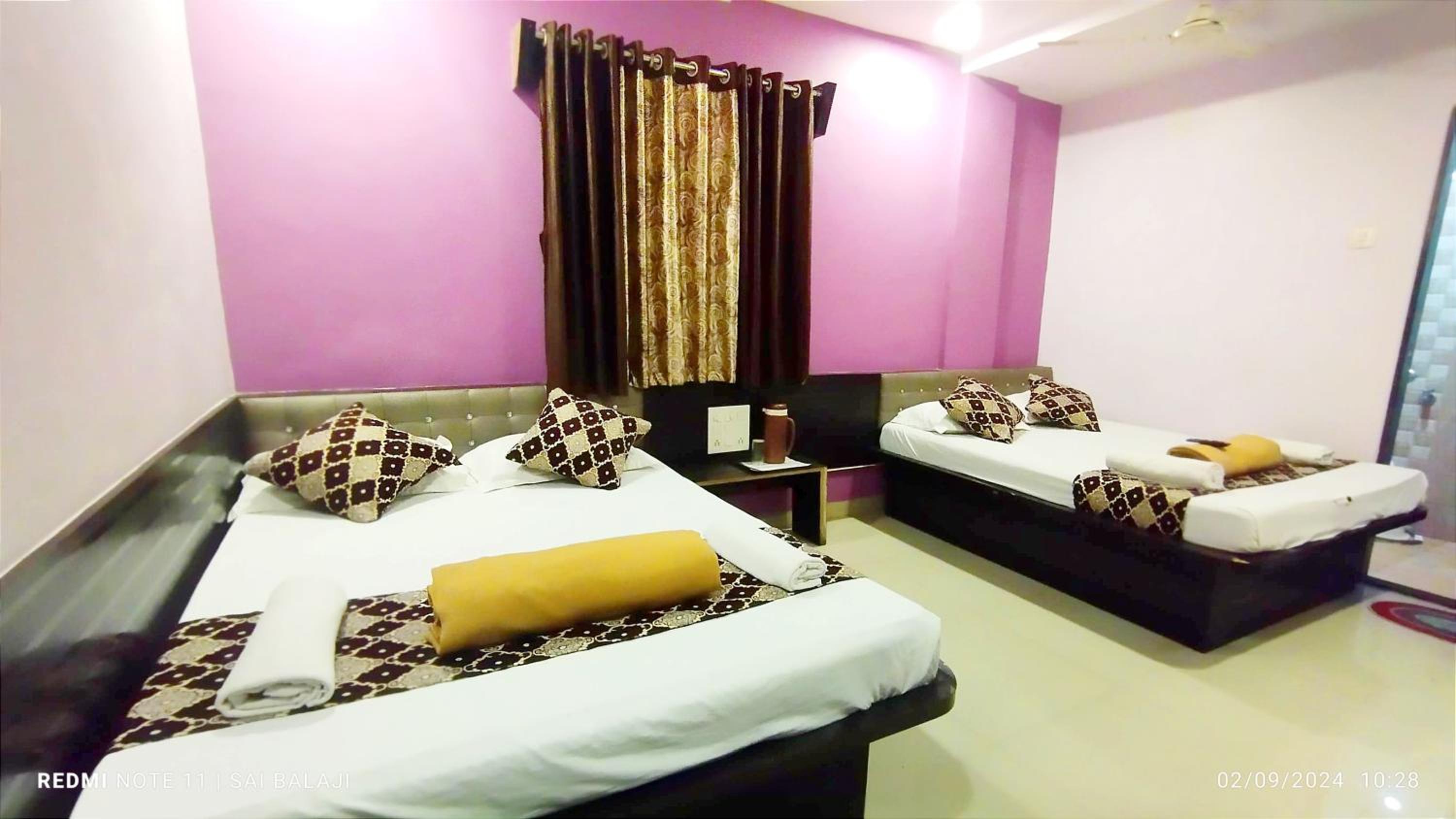 Deluxe Family Room - Photo 8