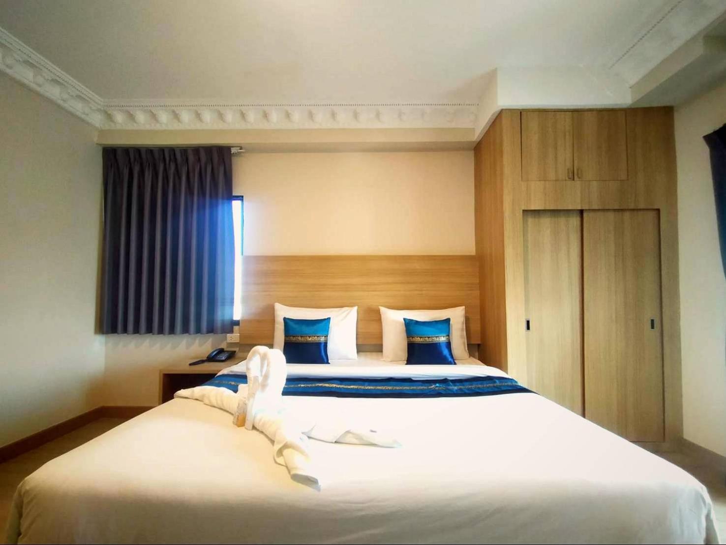 Deluxe Double Room photo 3