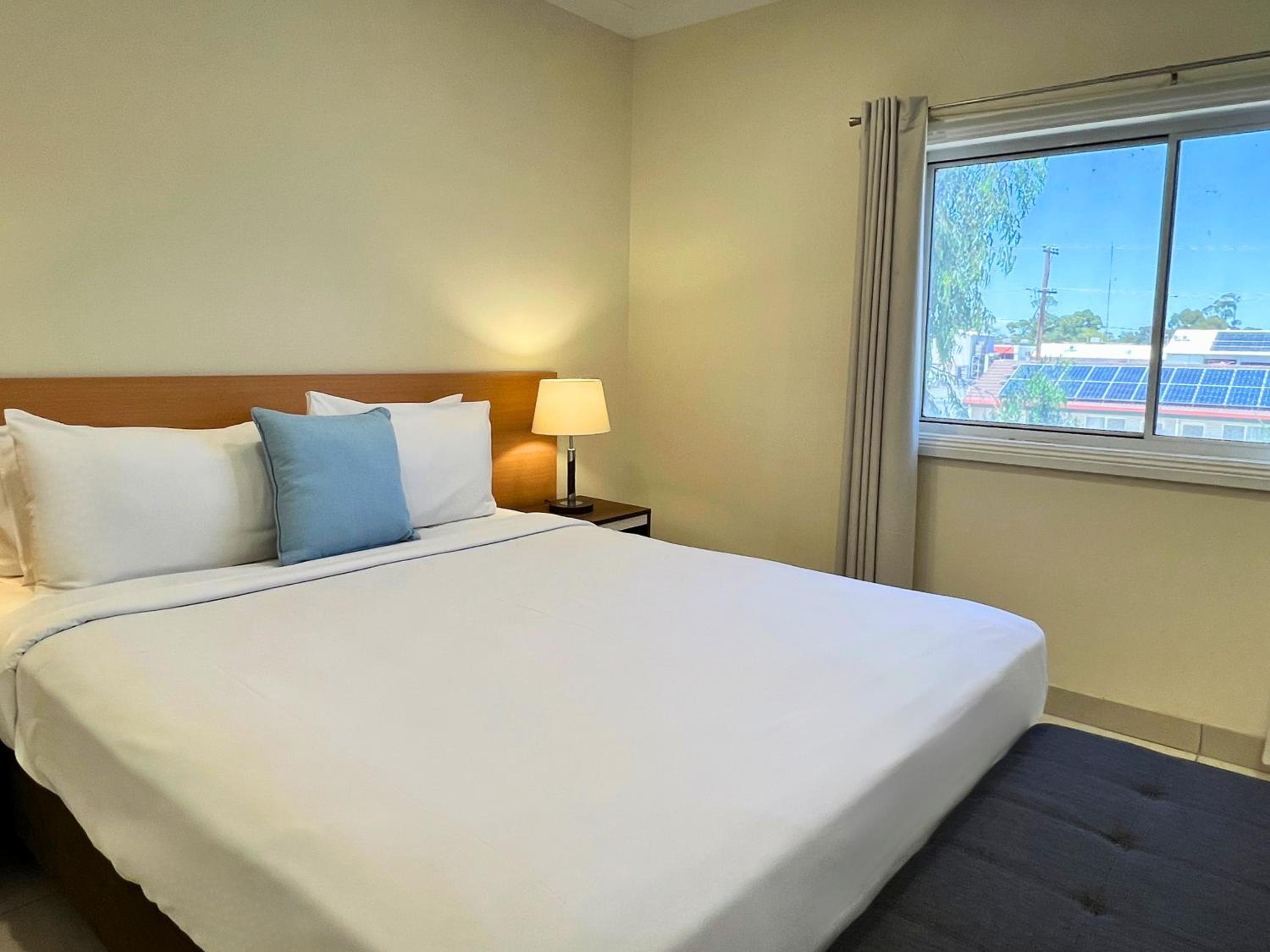 1-Bedroom Apartment, 1 Queen photo 1