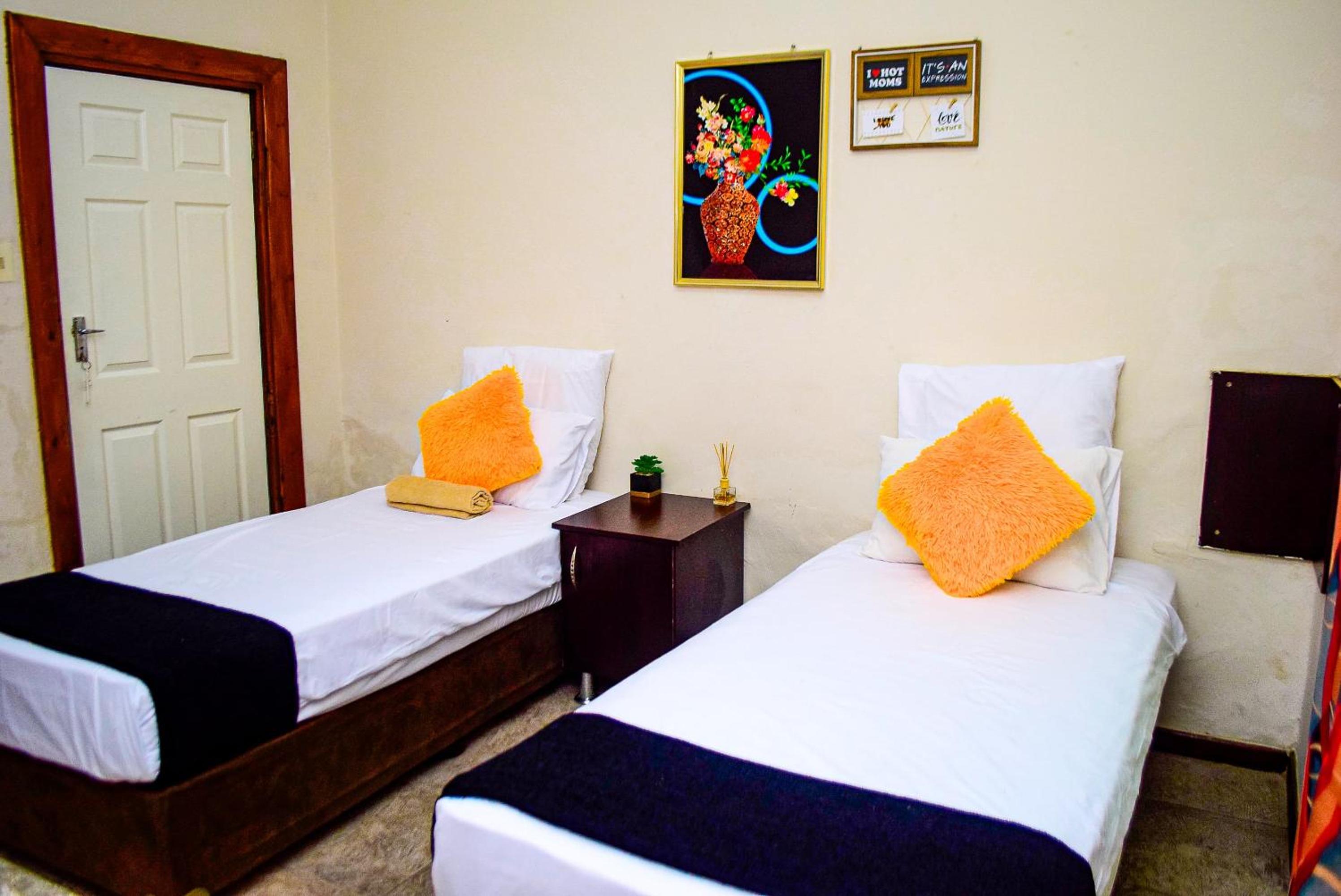 Deluxe Double Or Twin Room photo 1