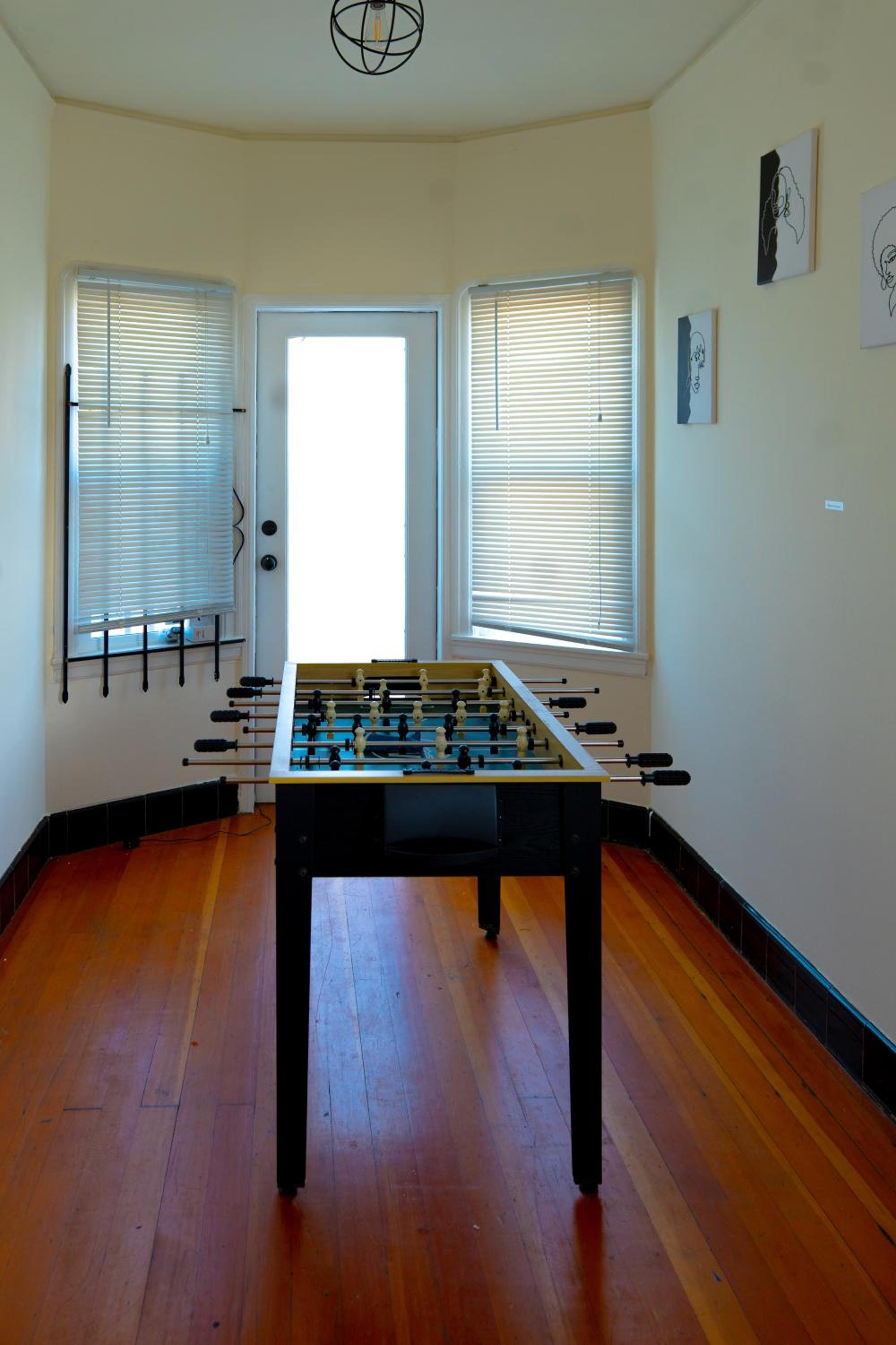Three-Bedroom Apartment photo 2