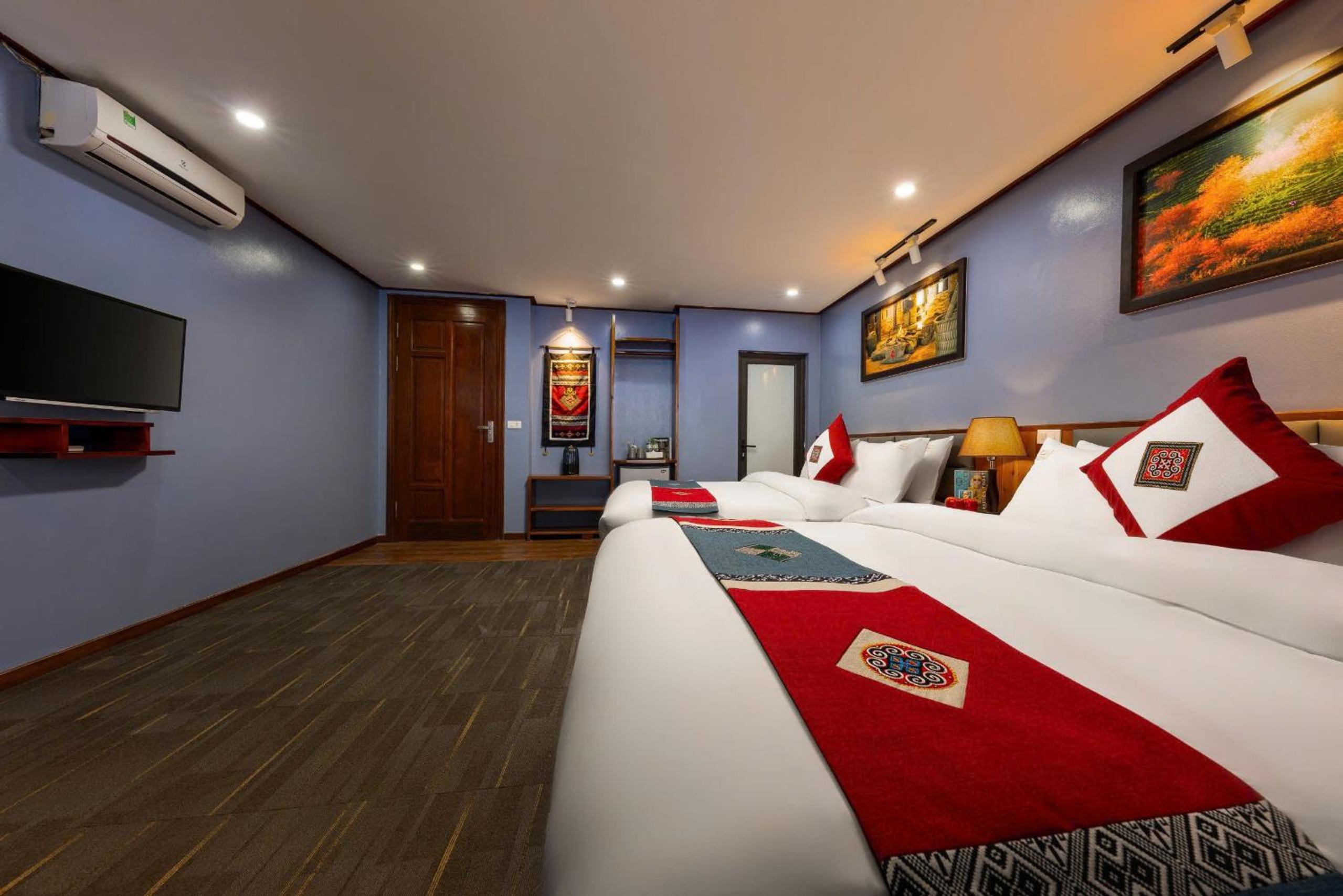 Mixed Dormitory Room photo 1