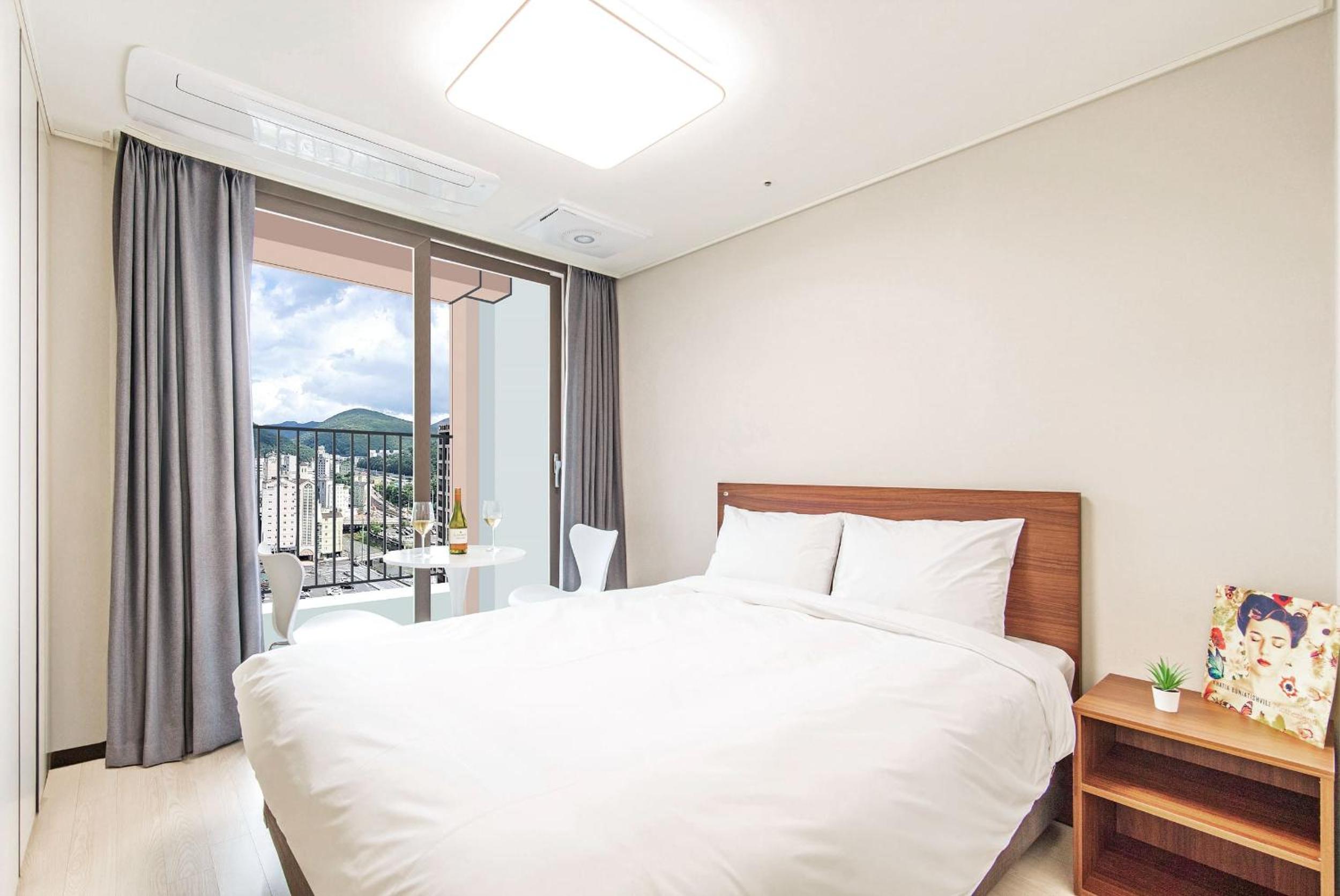 Deluxe Double Room - Photo 2
