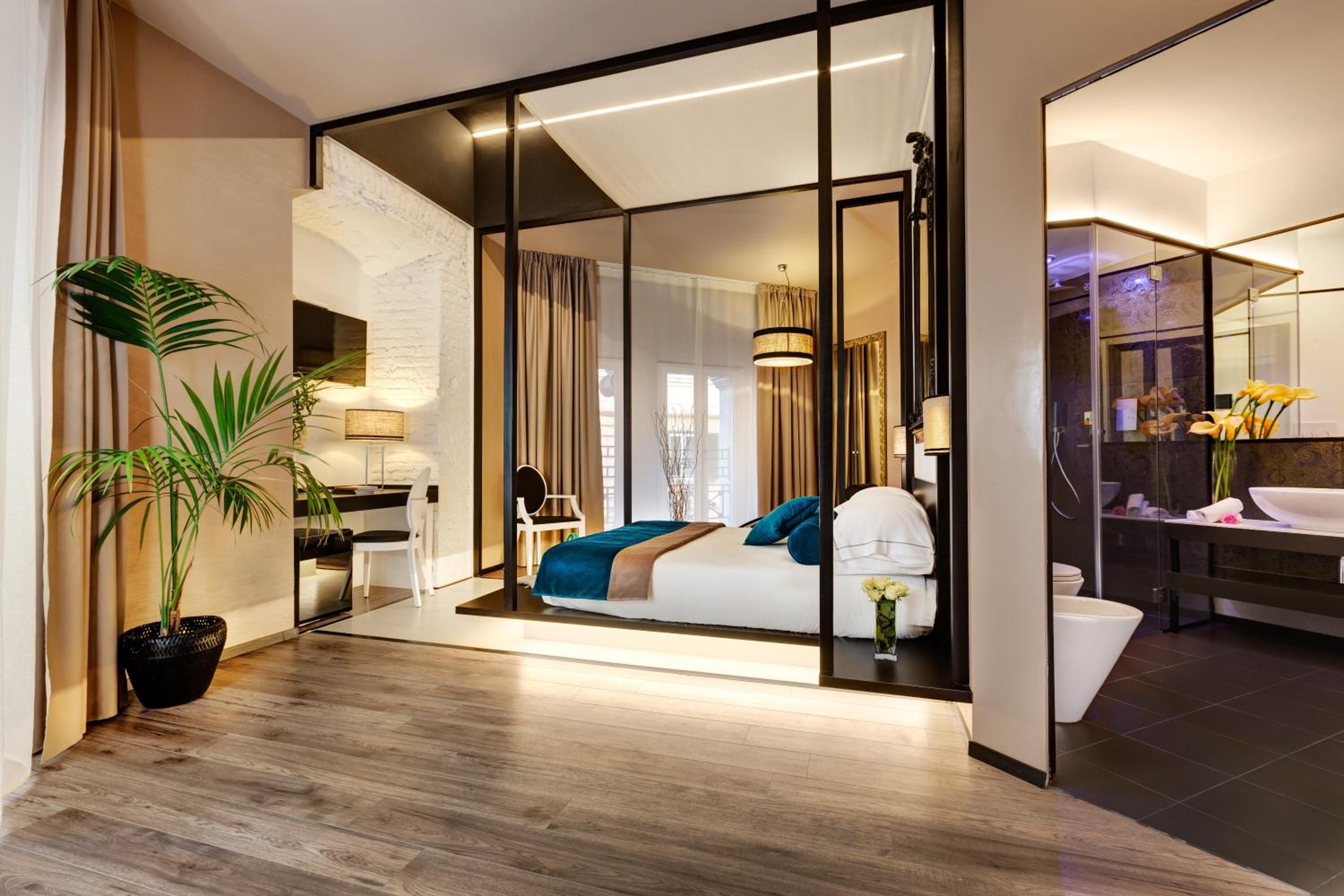 Junior Suite with Turkish Bath thumbnail 6