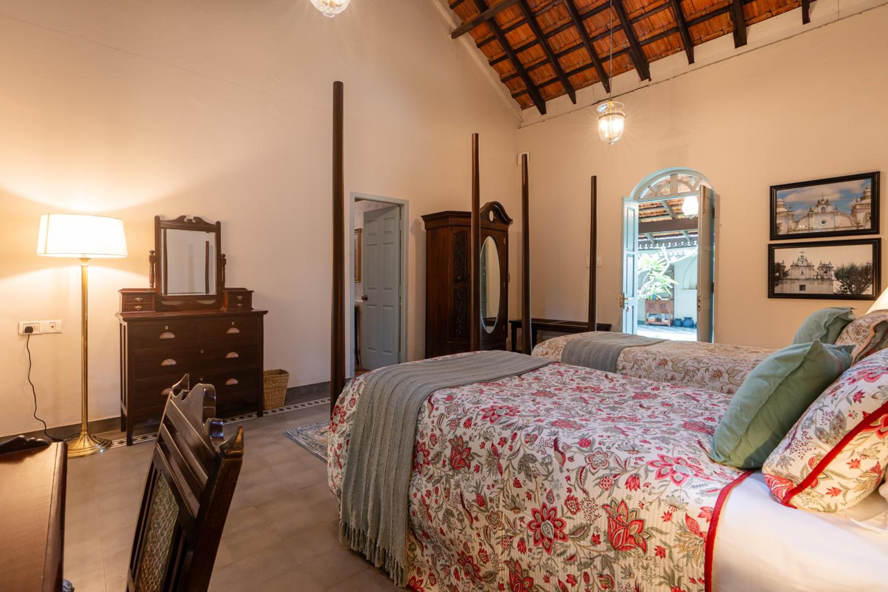 Chandor Room Twin bed with Veranda