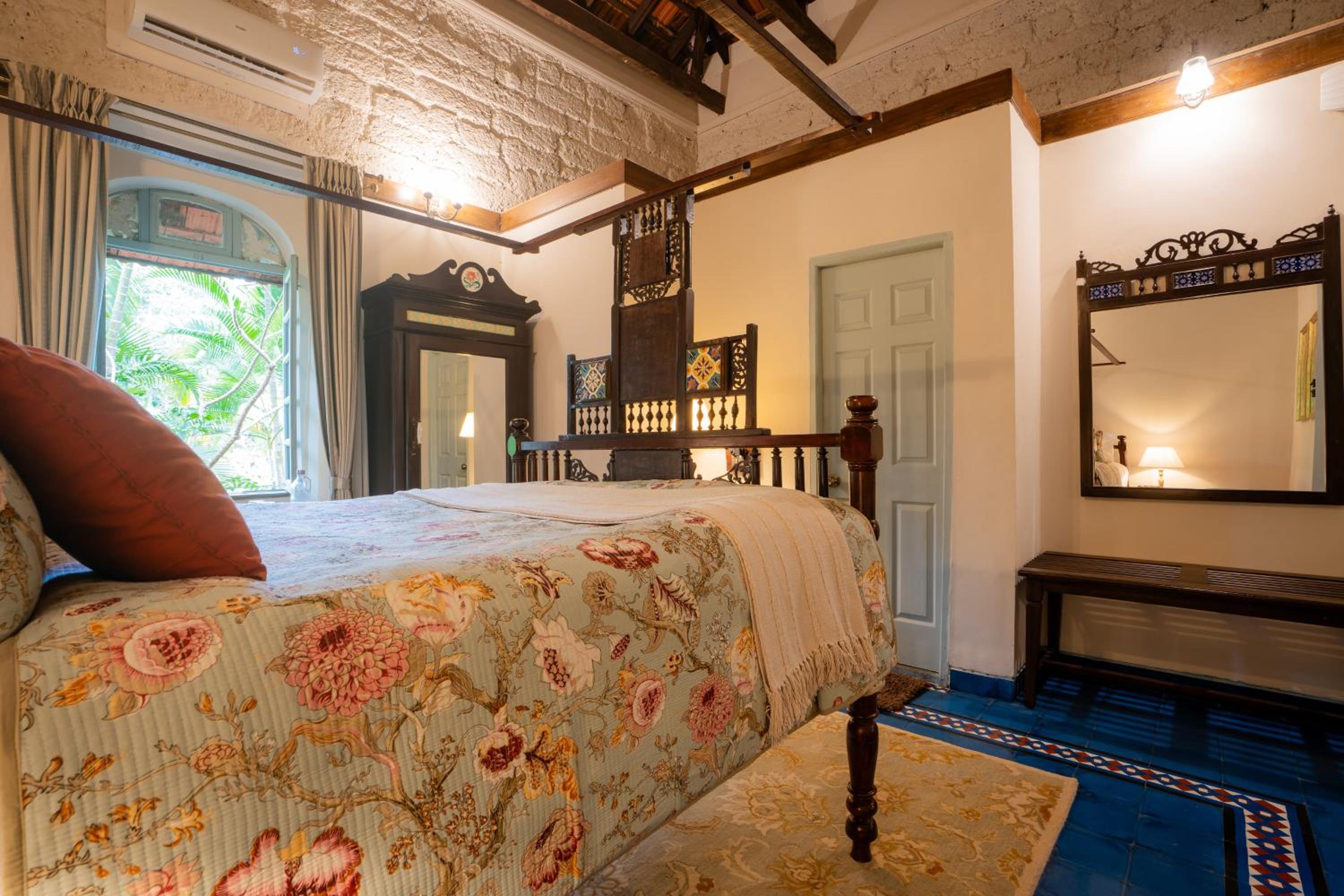 Zuari Room with Complimentry Morning Sunrise Walk for (60 mins) photo 2