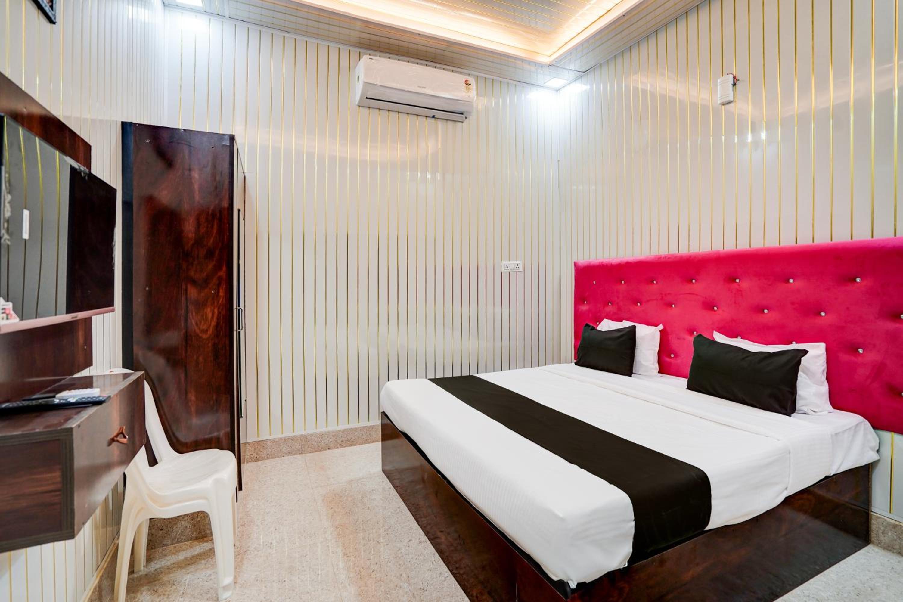Classic Triple Room