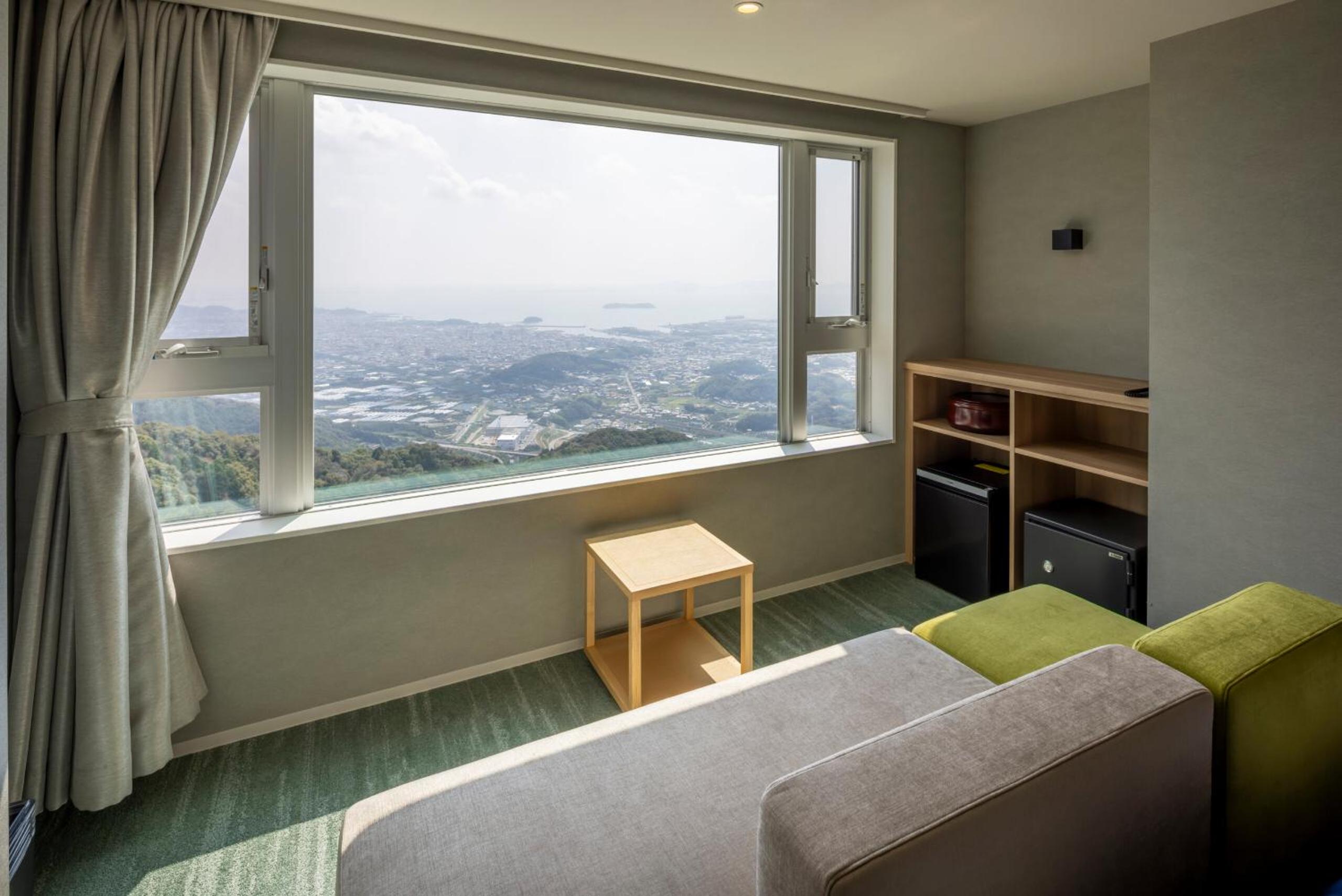 Deluxe Twin Room photo 2