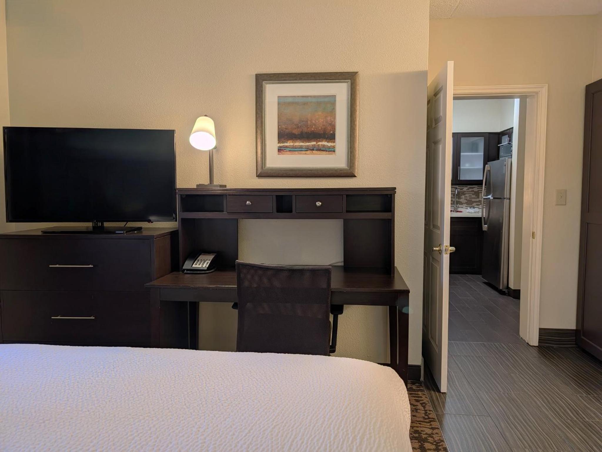 Two-Bedroom Suite with One King and One Queen Bed - Photo 3