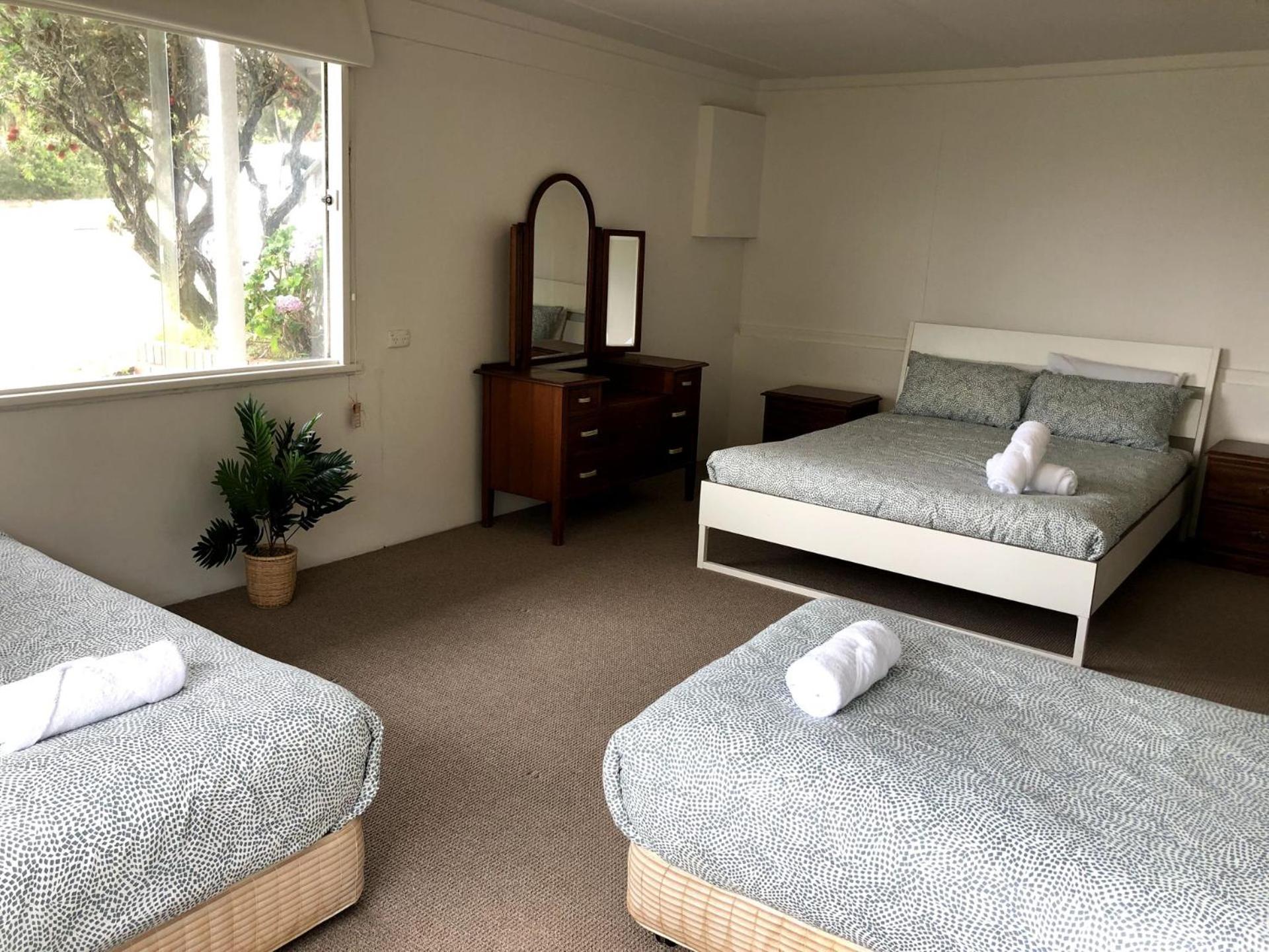 Four-Bedroom House photo 2