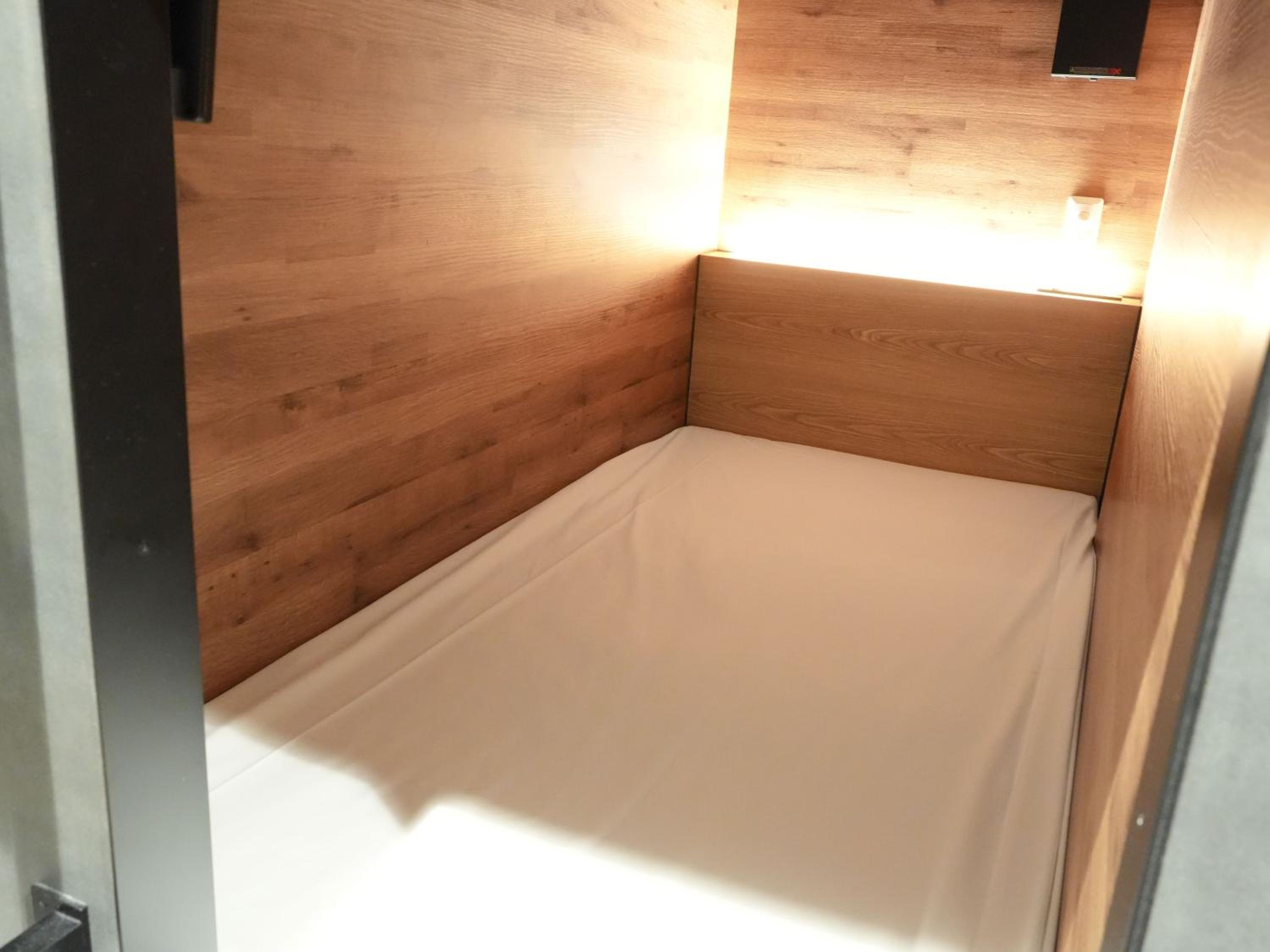 2 Capsule Rooms for Male (Lower Floor) photo 3