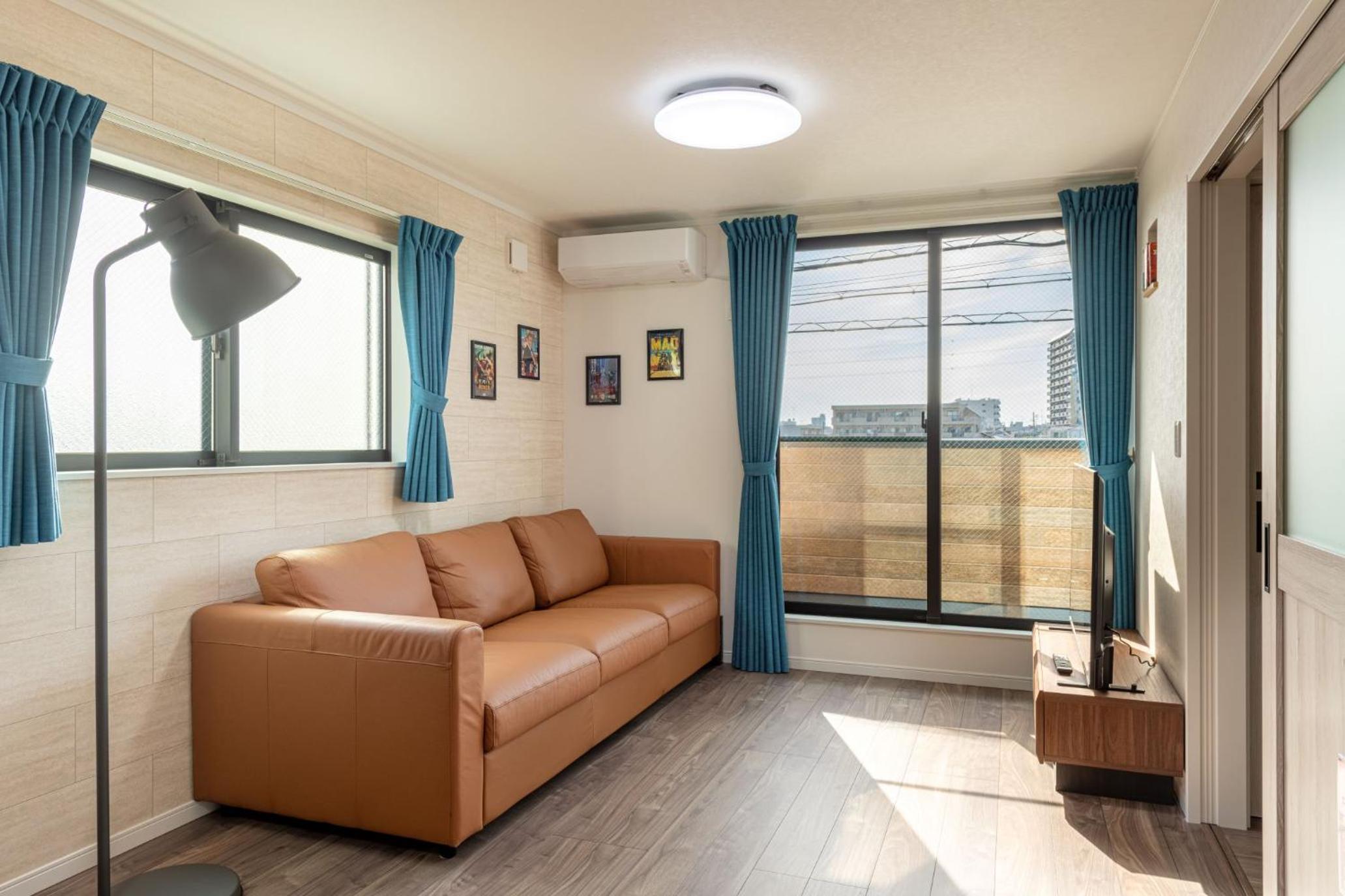 Two-Bedroom Apartment with Balcony photo 2