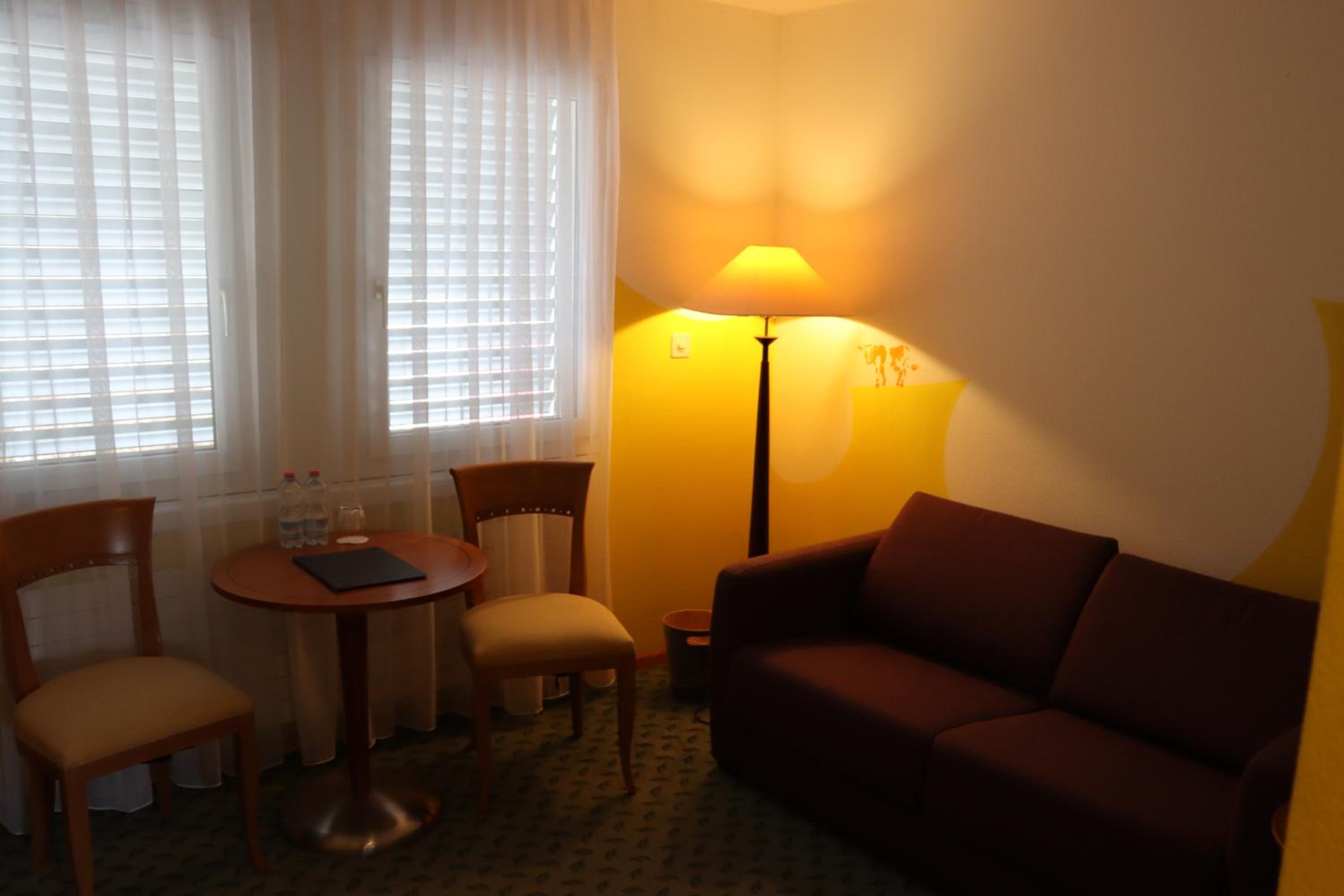 Family Room photo 2