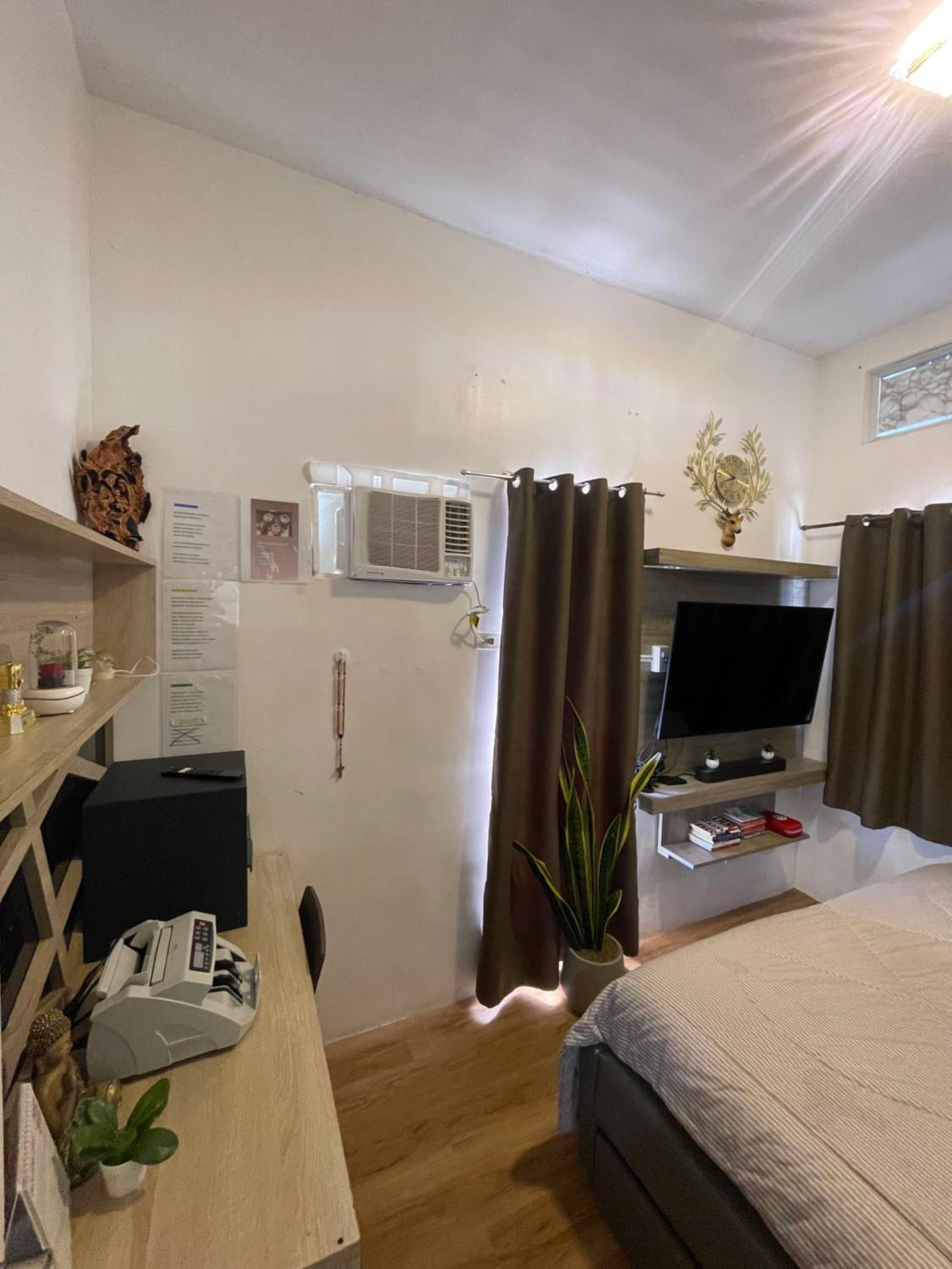One-Bedroom House photo 2