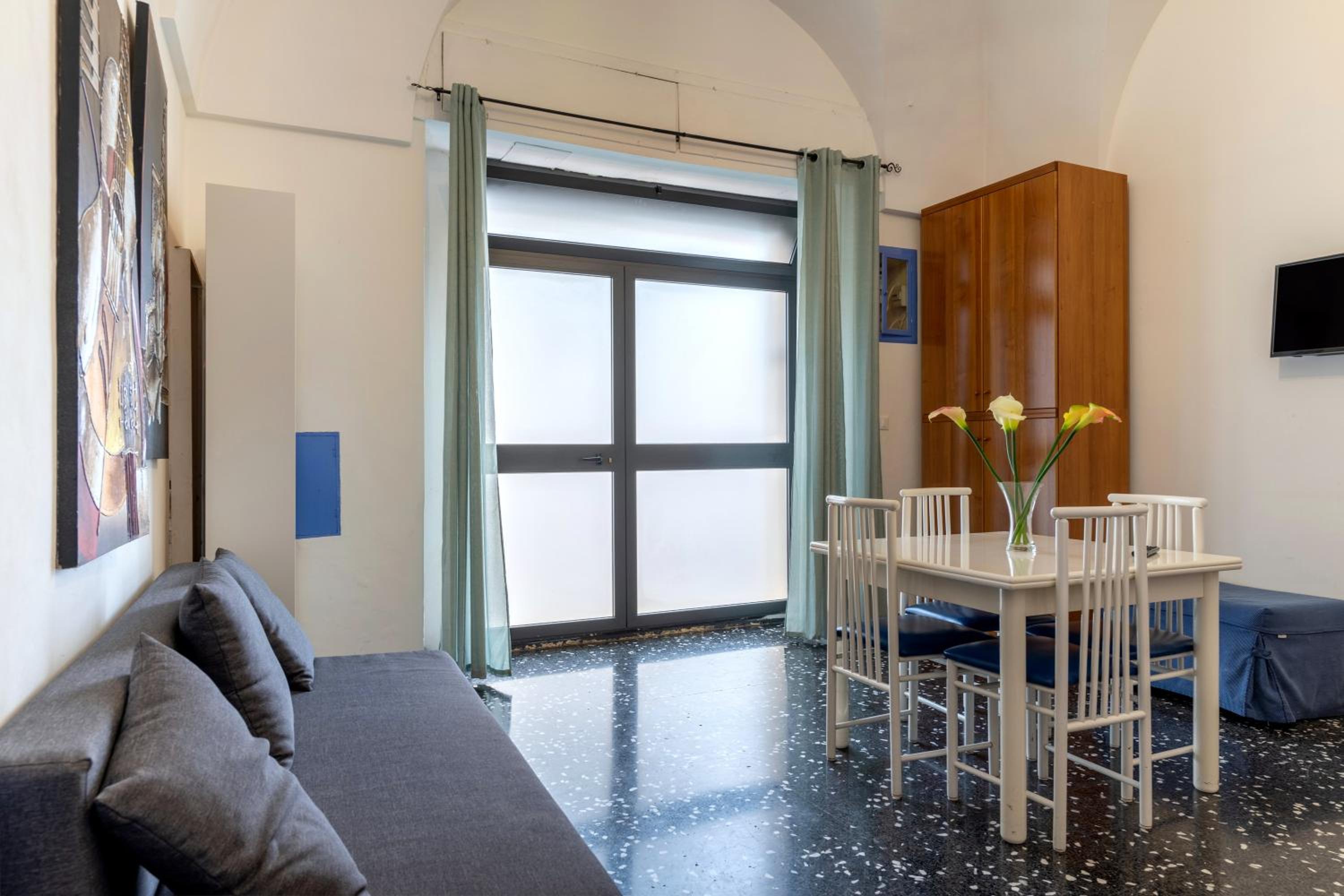 One-Bedroom House