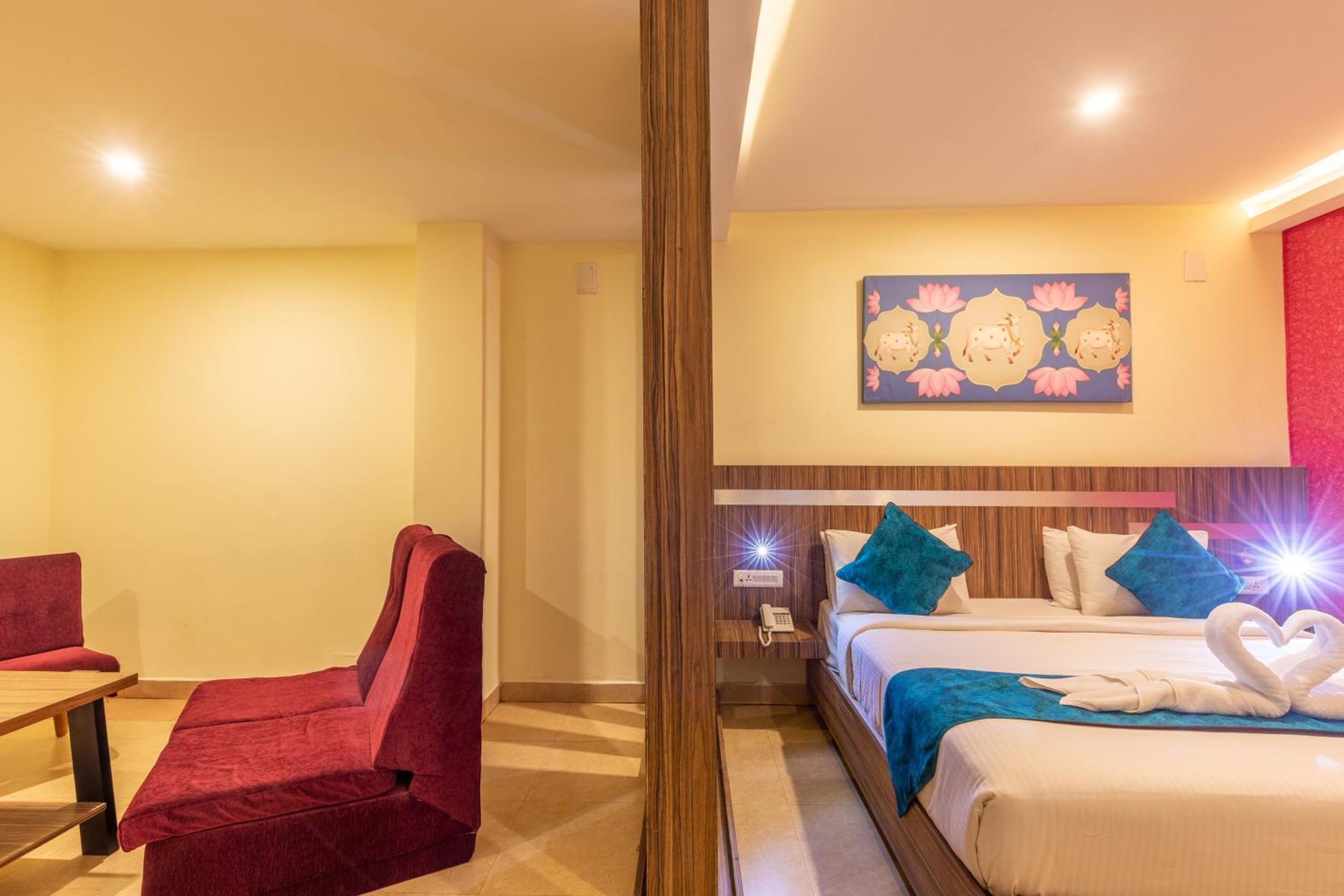 Suite - Photo 3