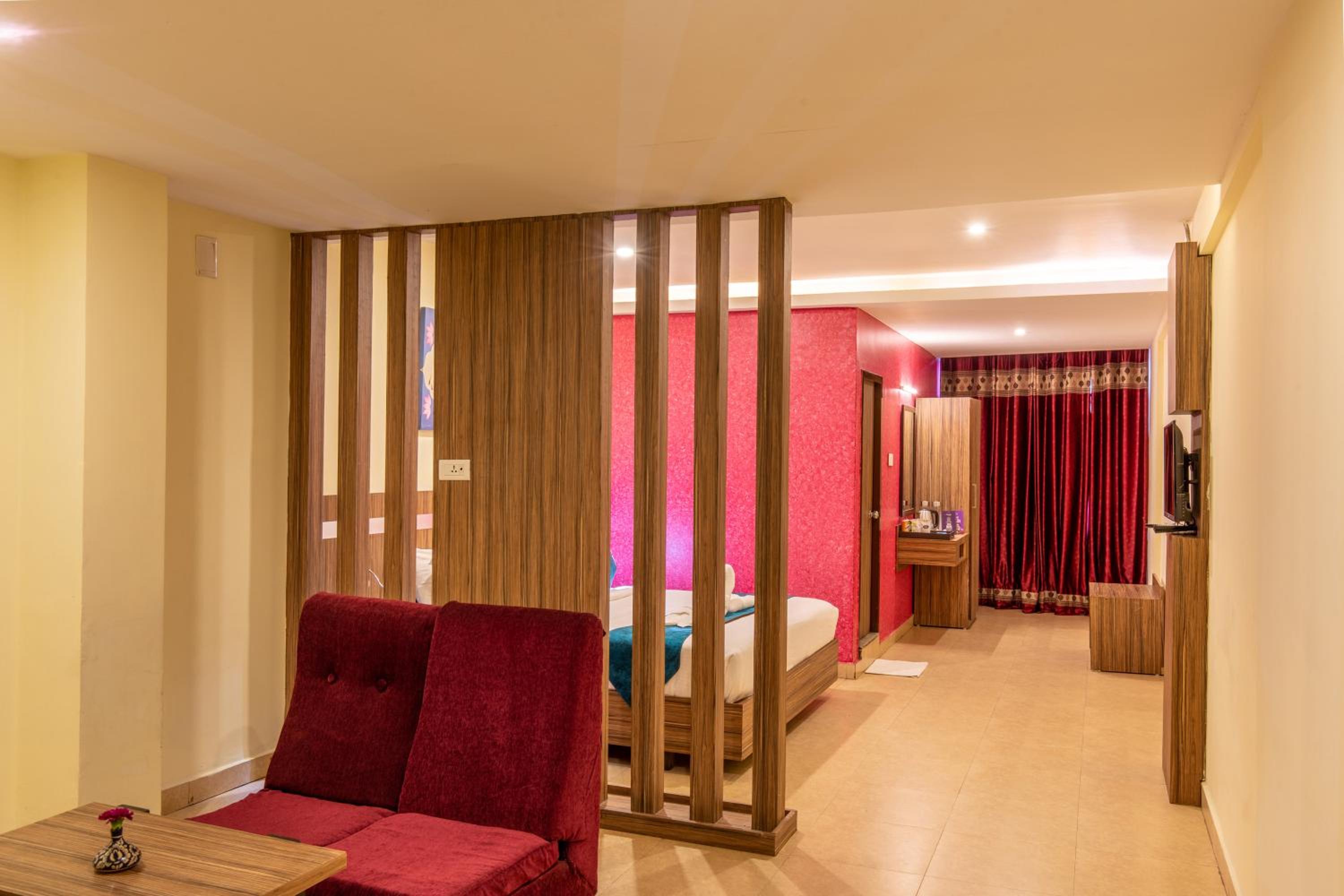 Suite - Photo 4