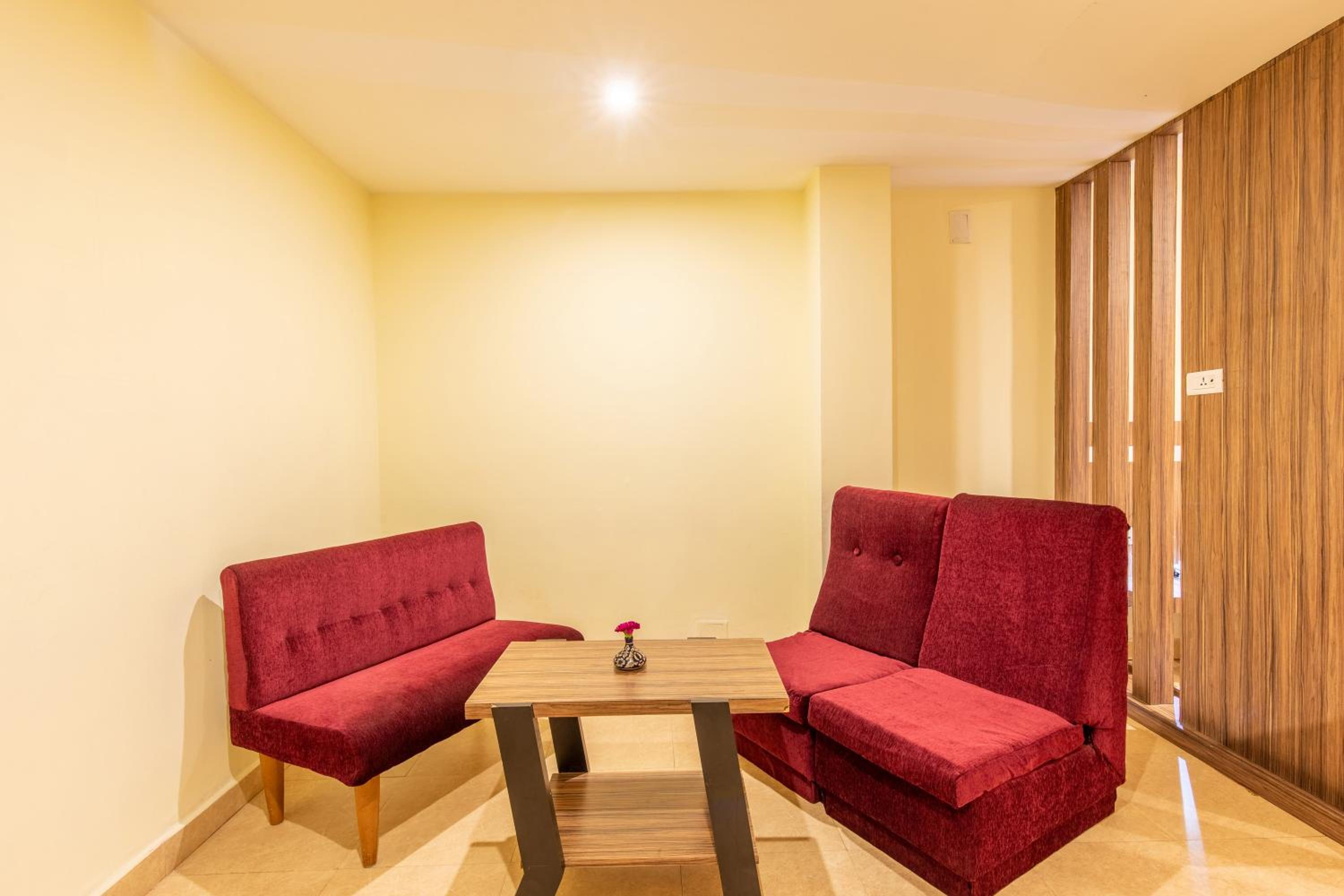 Suite - Photo 7