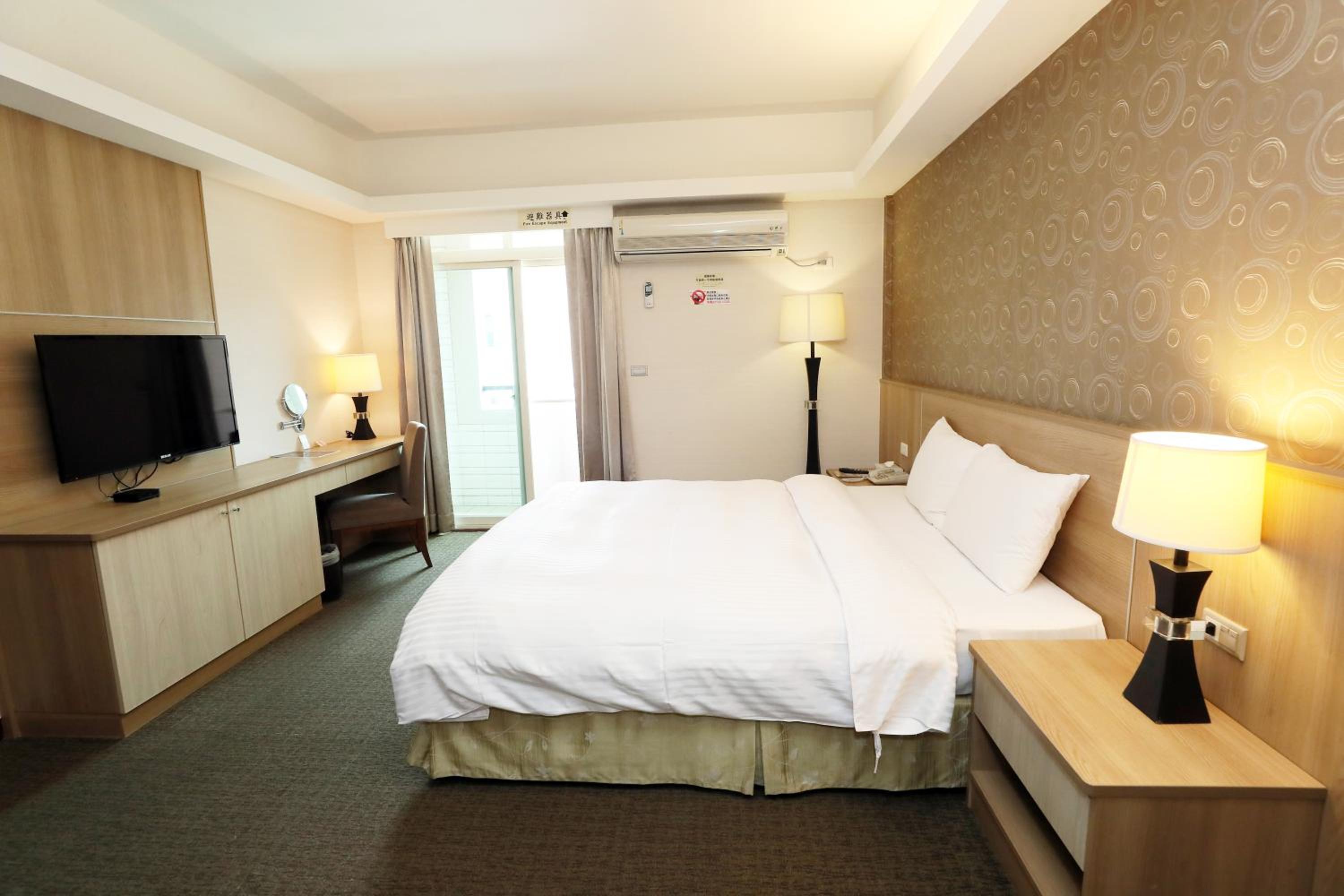 Standard Double Room photo 2