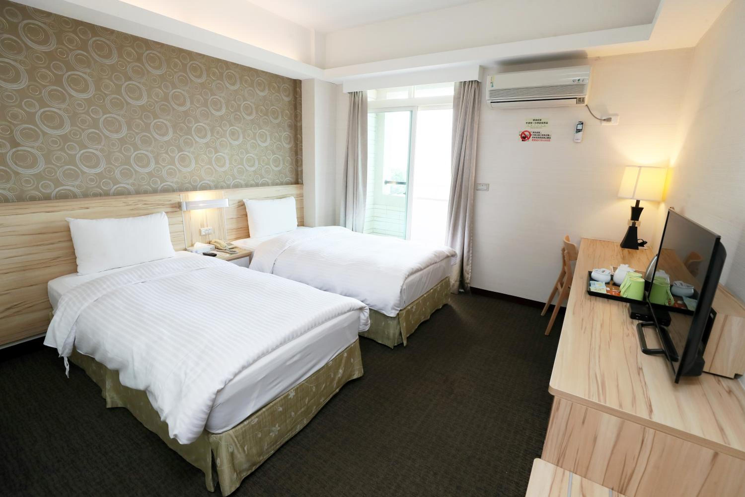 Standard Twin Room photo 1