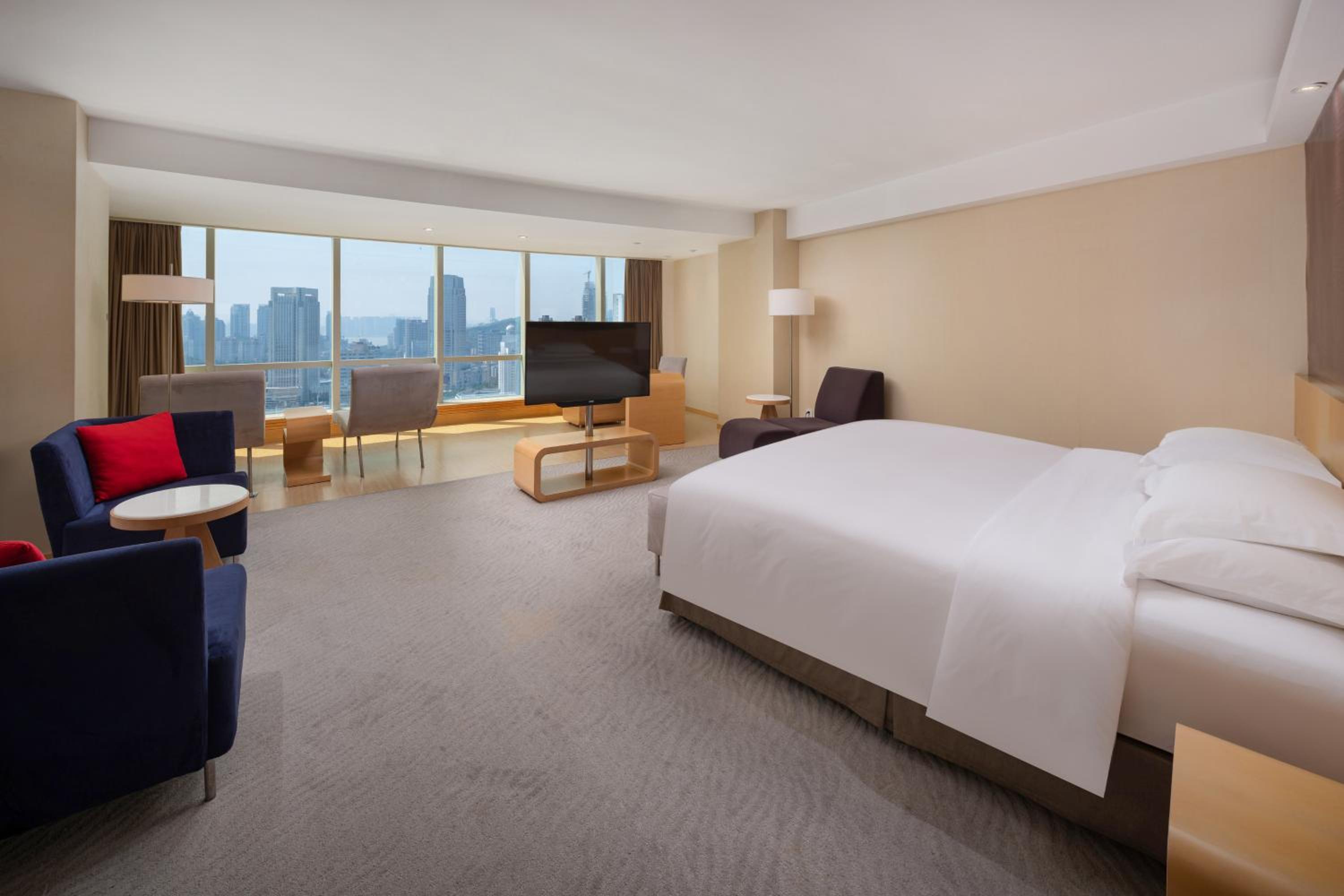 Junior King Suite - Photo 5