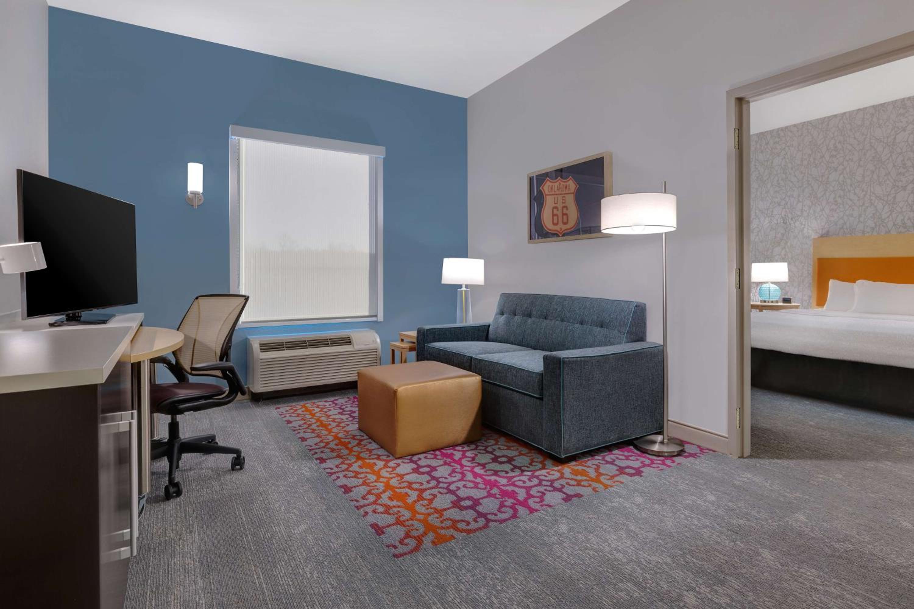 One-Bedroom King Suite - Non-Smoking