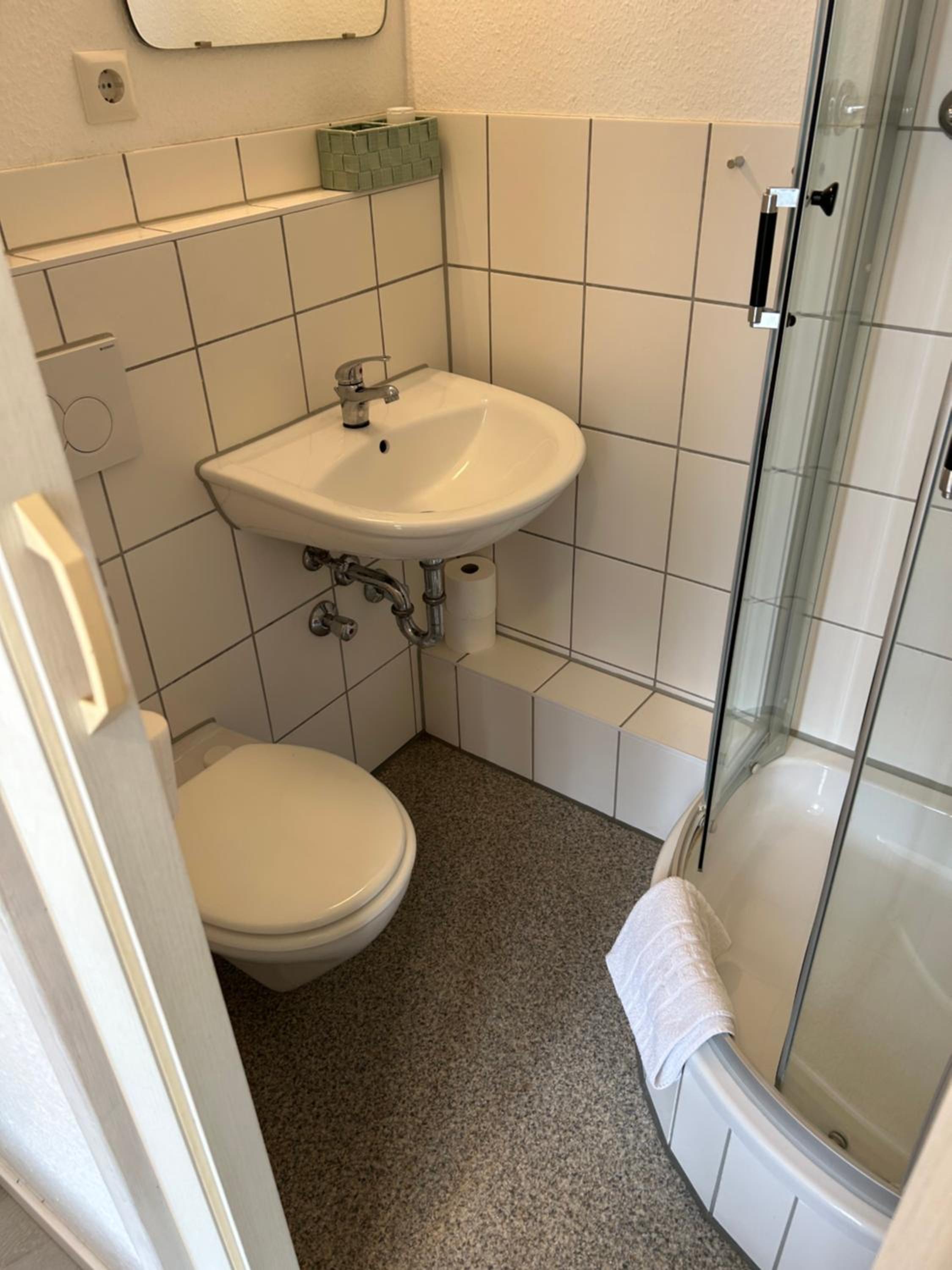 Single Room With Private Bathroom