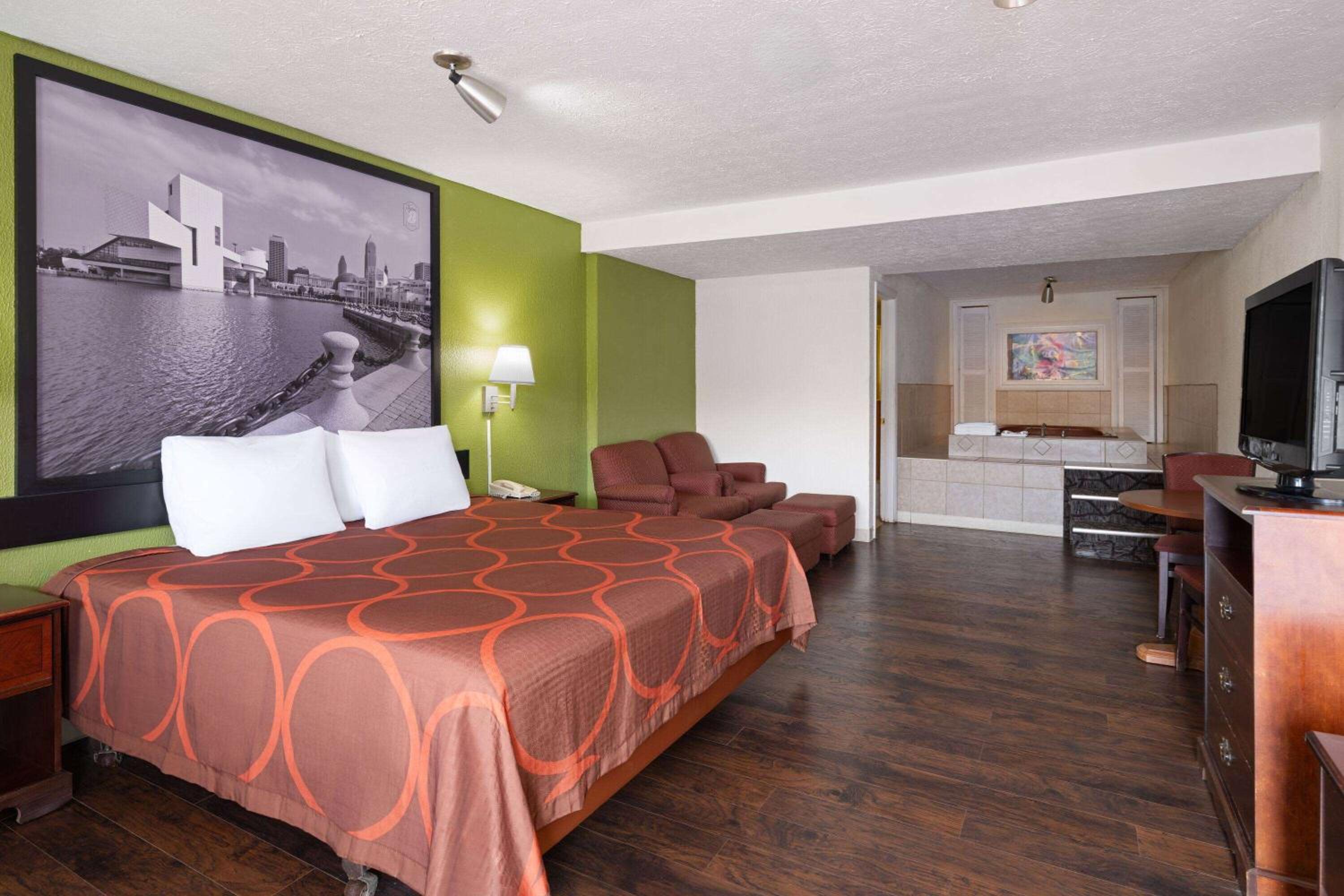 Deluxe King Room - Smoking - Photo 3