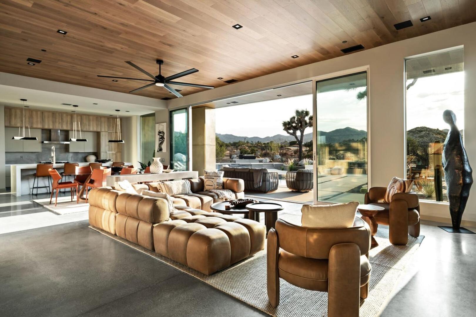 Villa photo 1