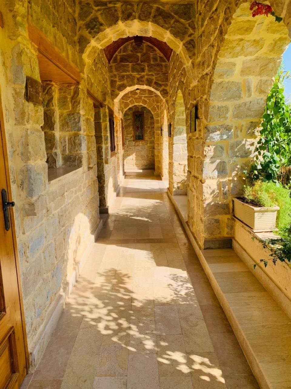 Double Room with Garden View - Photo 1