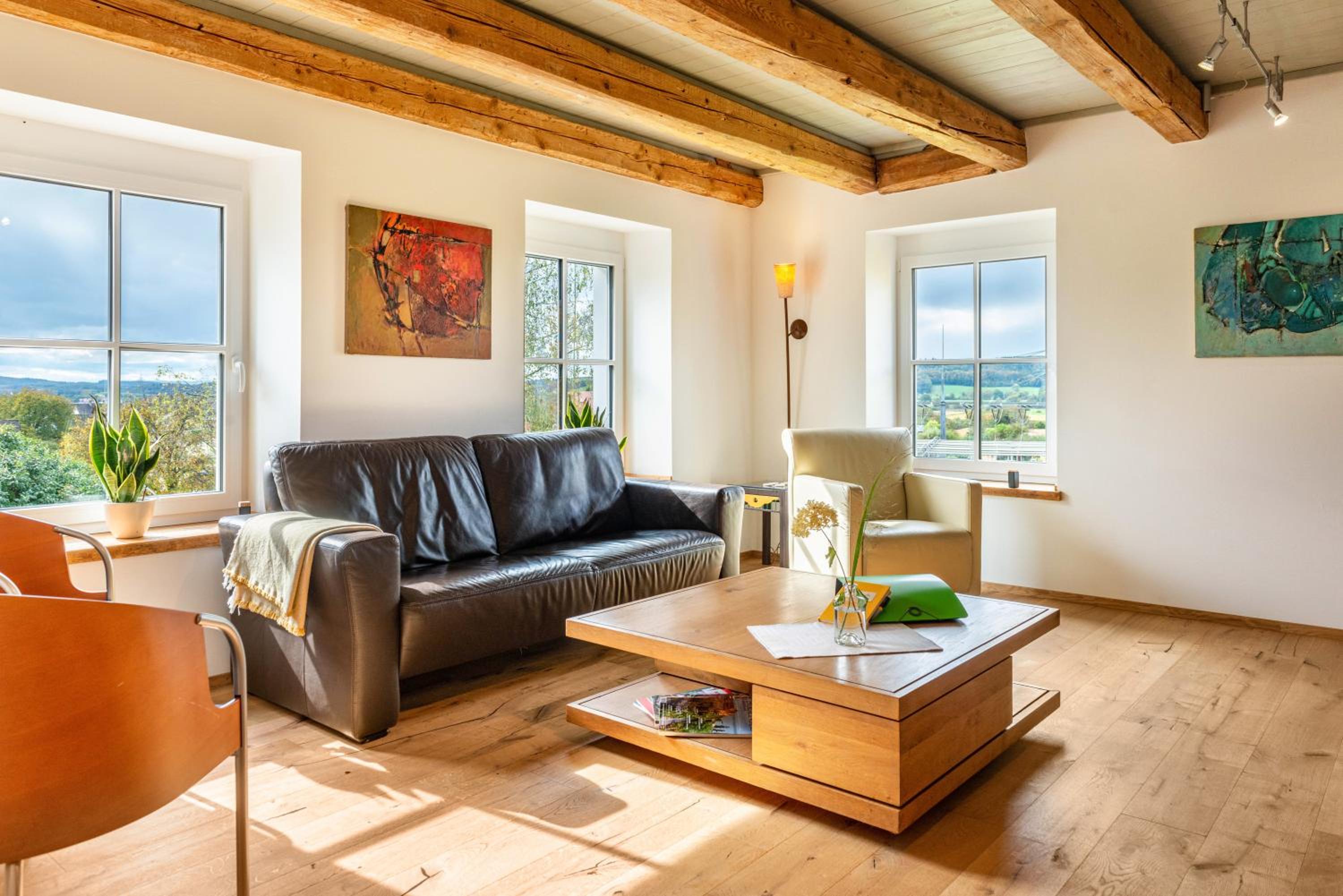 Two-Bedroom Deluxe Apartment with Garden View photo 1