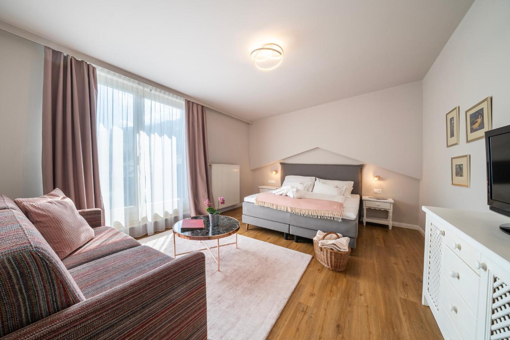 Large Double Room photo 1