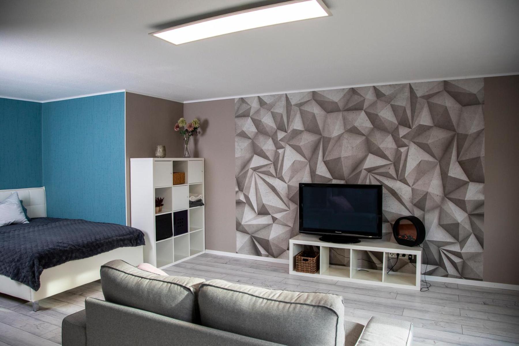 One-Bedroom Apartment photo 1