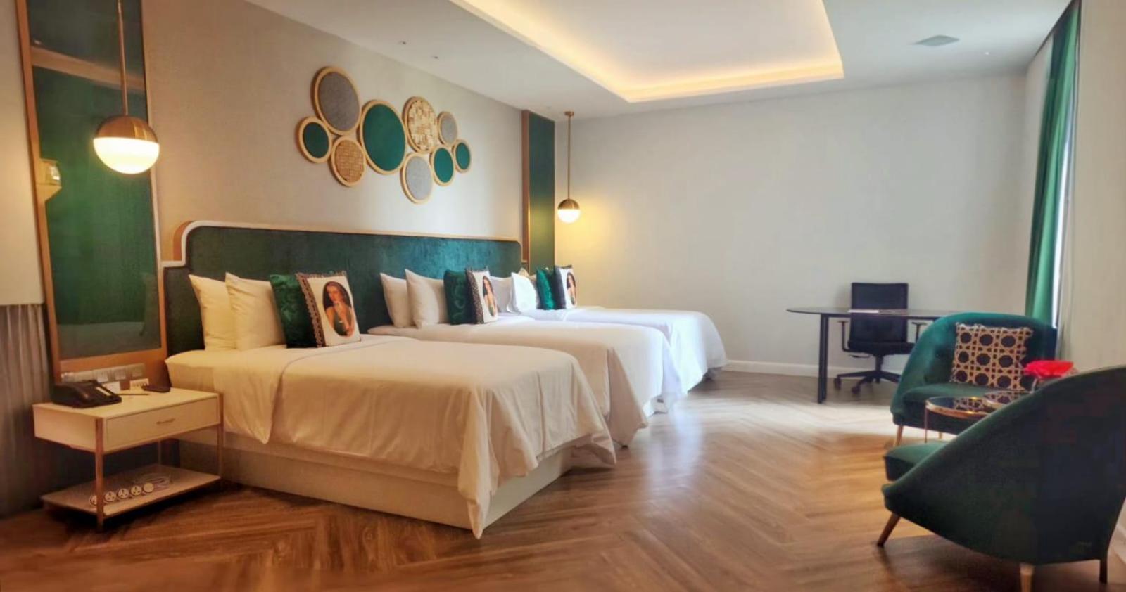 Deluxe Family + Free Minibar + Welcome Glass Of Wine