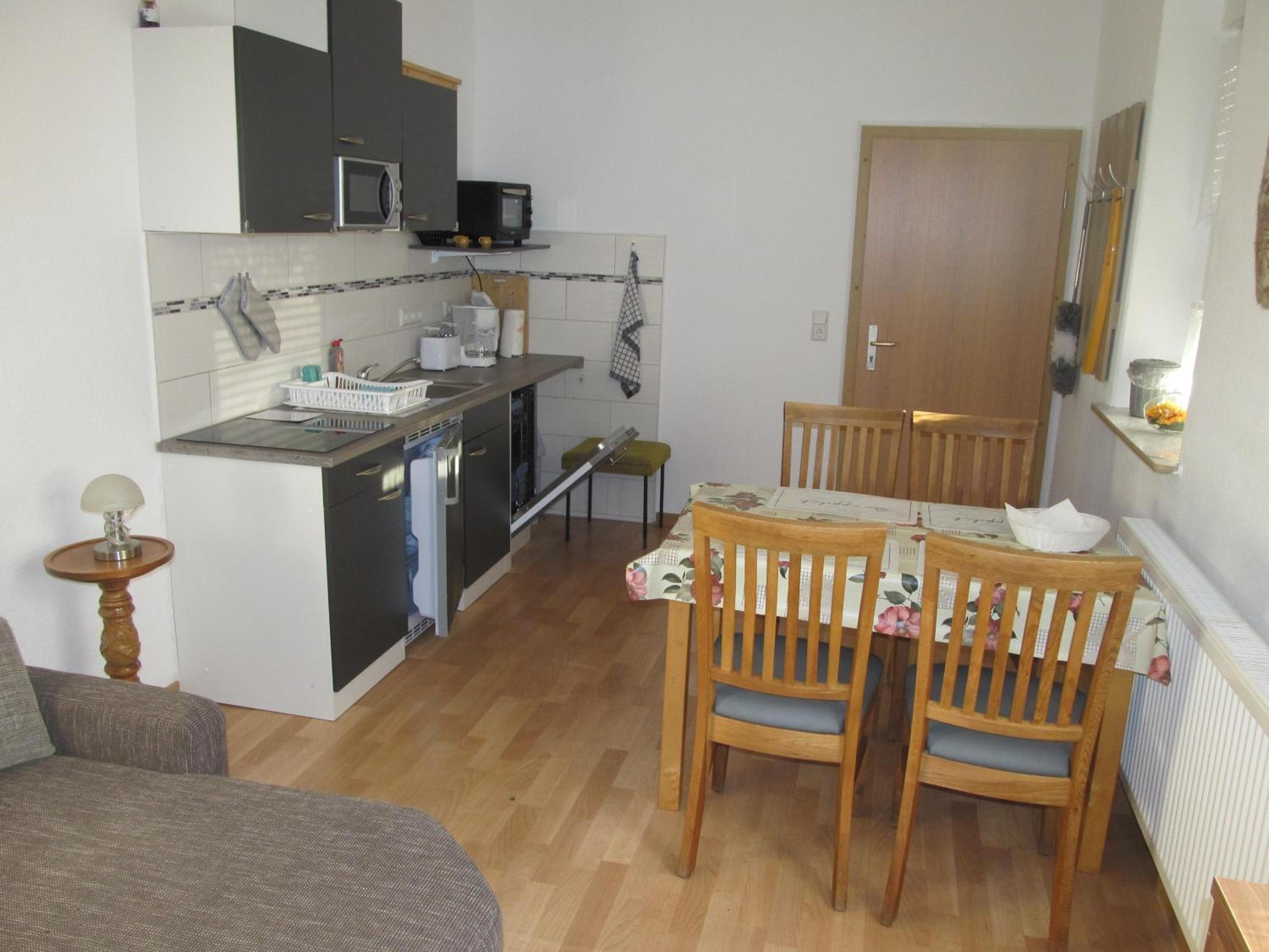 One-Bedroom Apartment photo 2