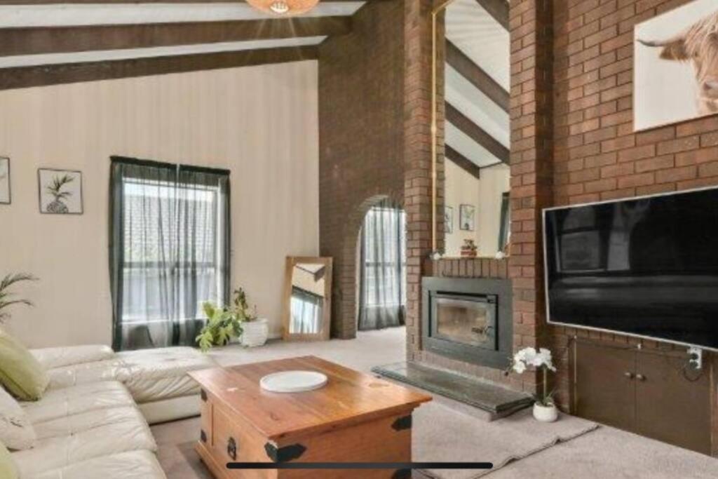 Four-Bedroom House photo 1