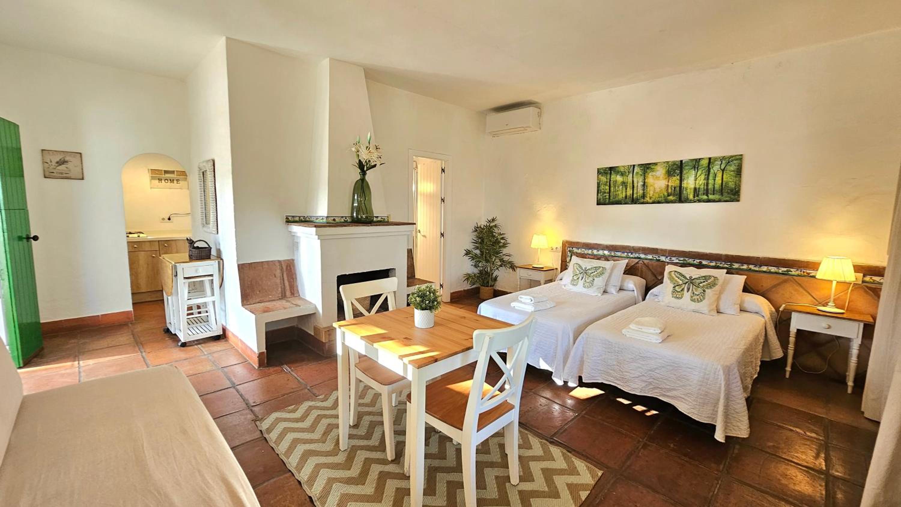 Double Farmhouse Apartment