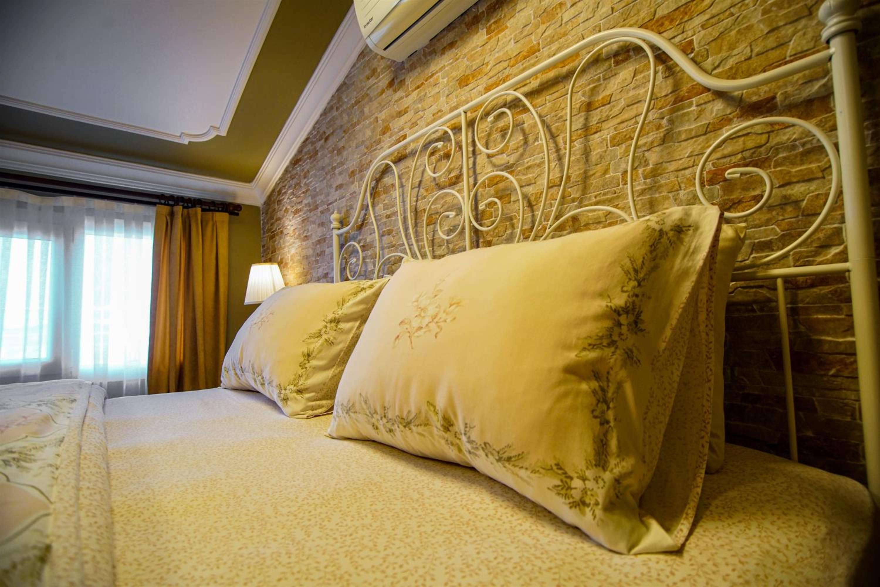 Double Room with Terrace photo 3