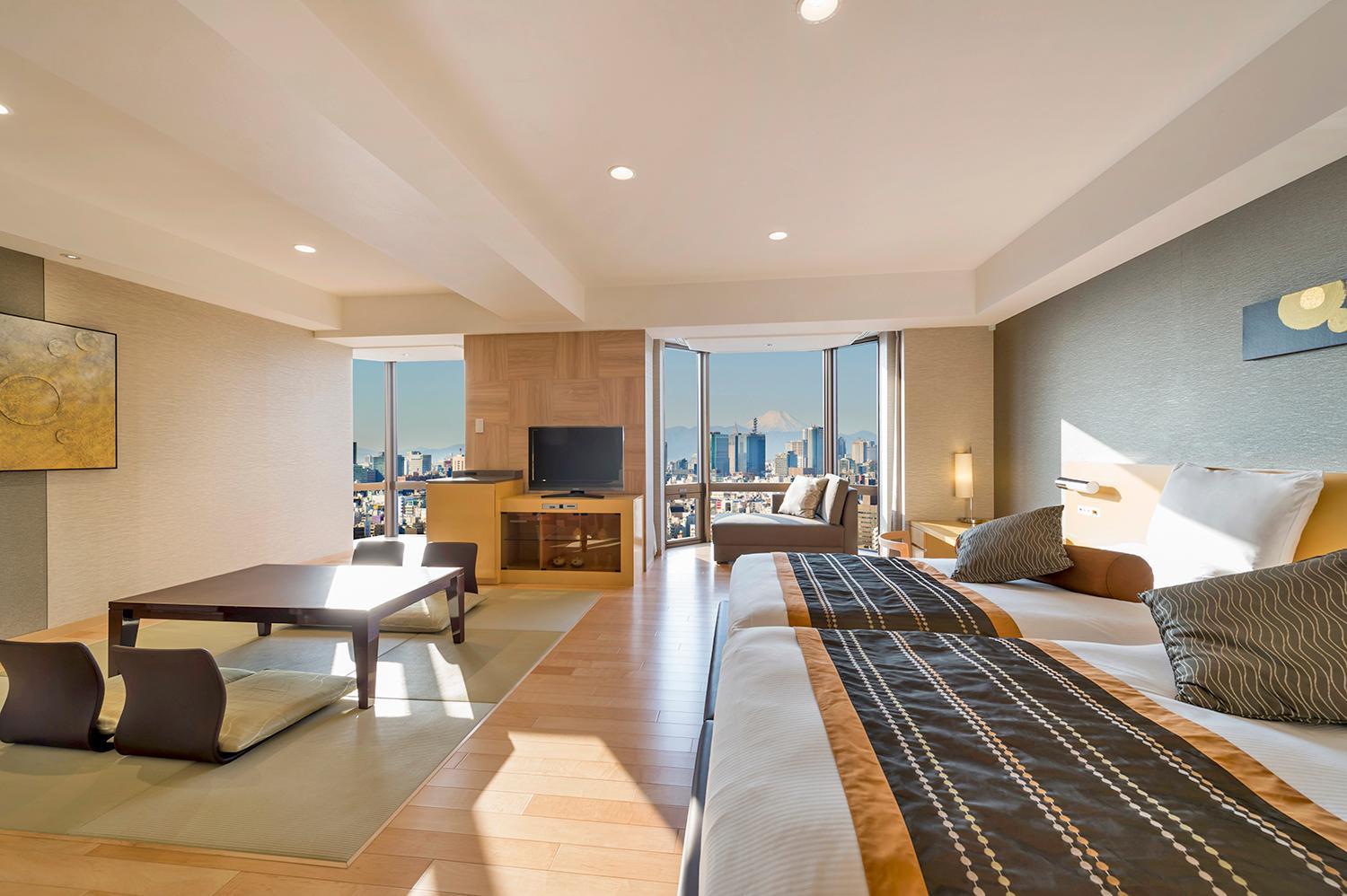 Modern Japanese Style Suite Room With City Side - Non Smoking With 3futon (5 Adults)