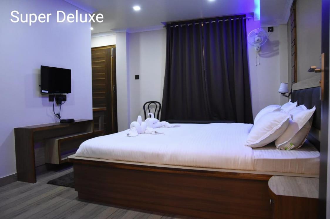 Executive Suite photo 3